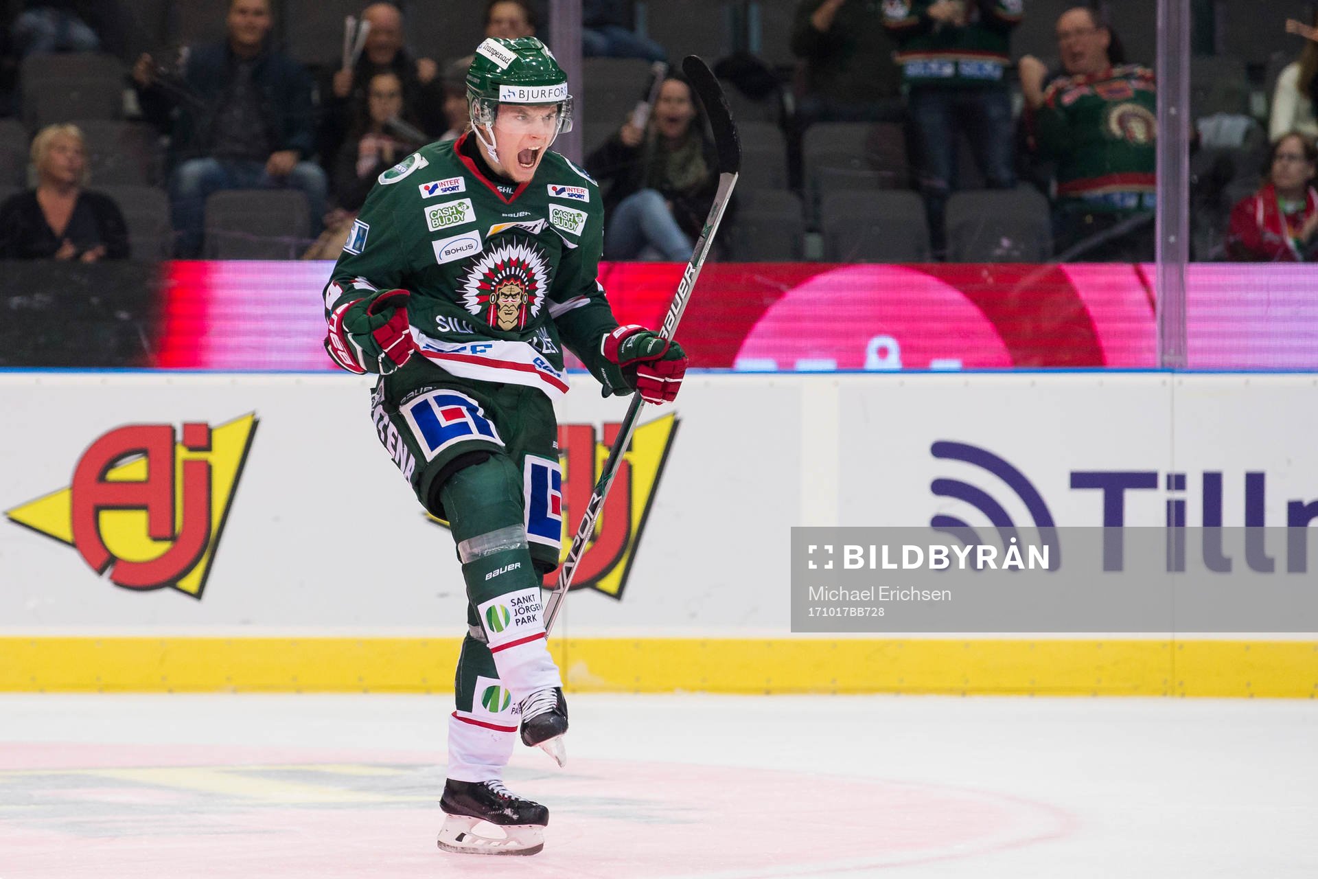 Frölundas Lias Andersson jublar
