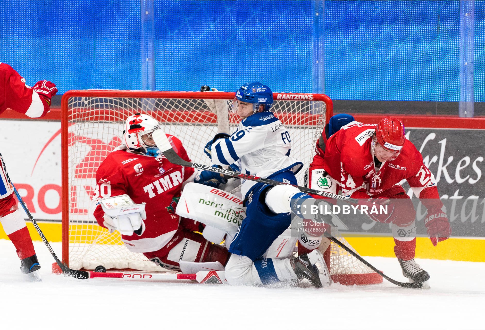 Leksands Tobias Forsberg gör 3-4 målet bakom Timrås