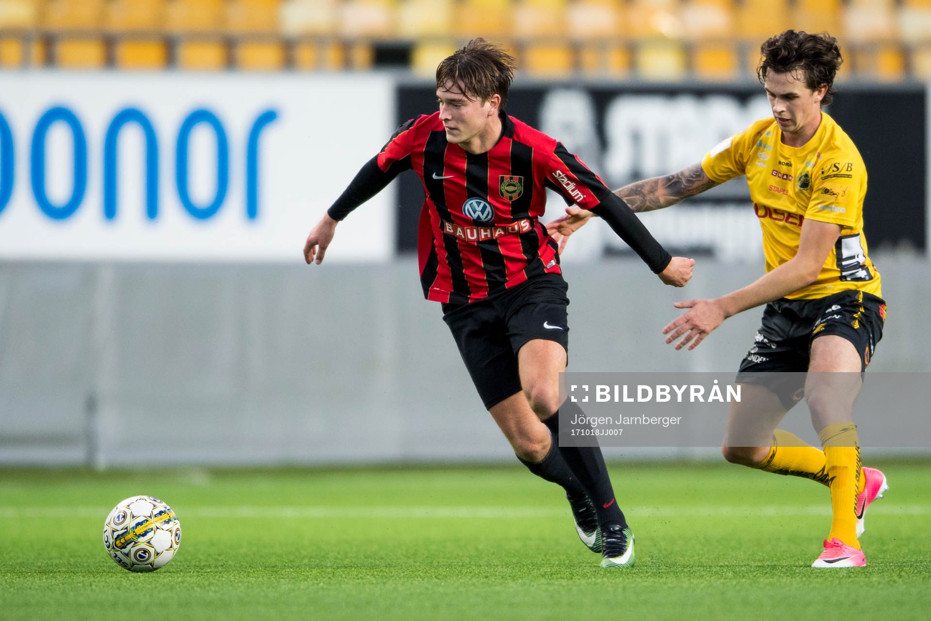 Brommapojkarnas Andreas Tysk och Elfsborgs Rasmus Rosenqvist
