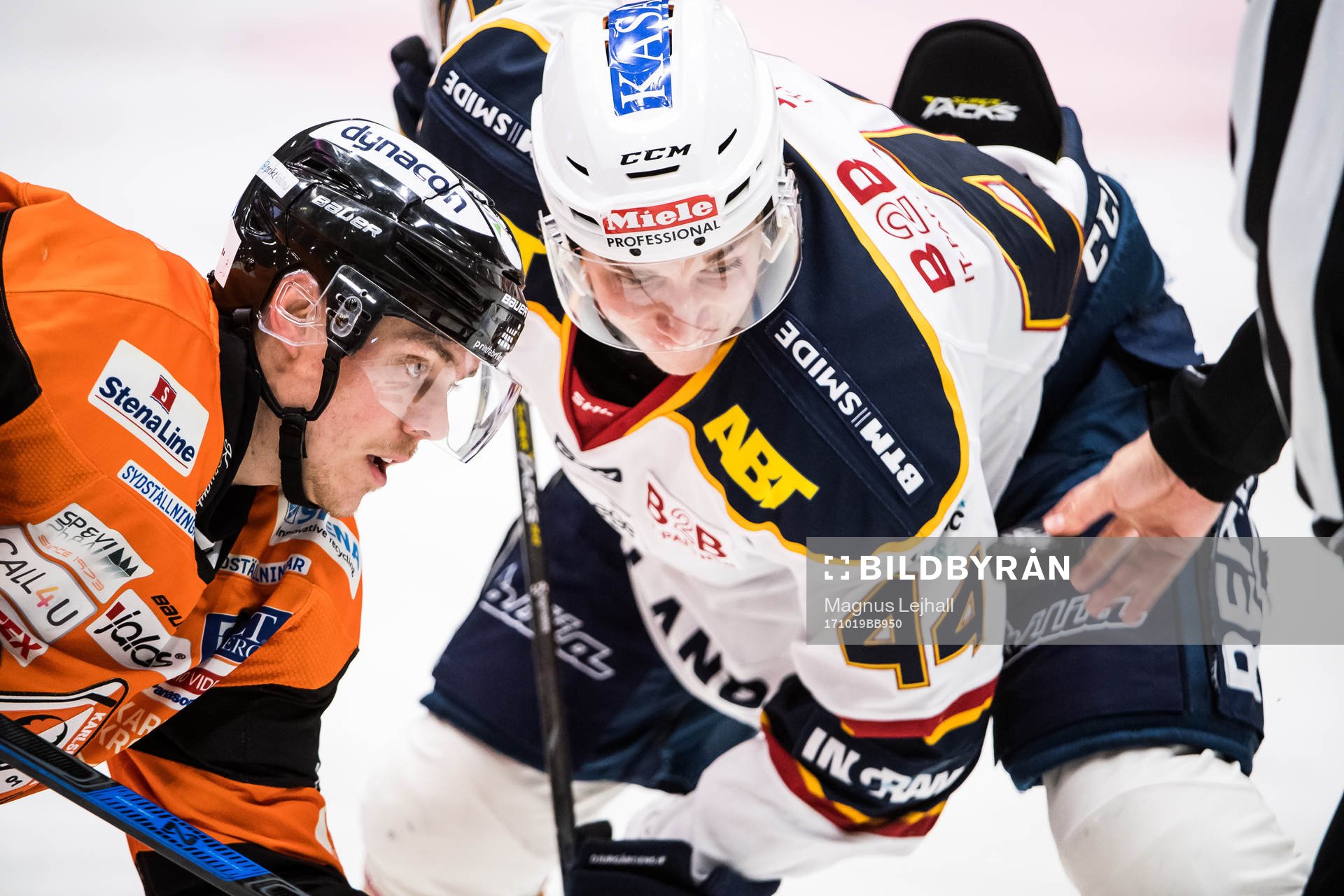 Karlskronas Joel Kellman  och Djurgårdens Lukas Vejdemo