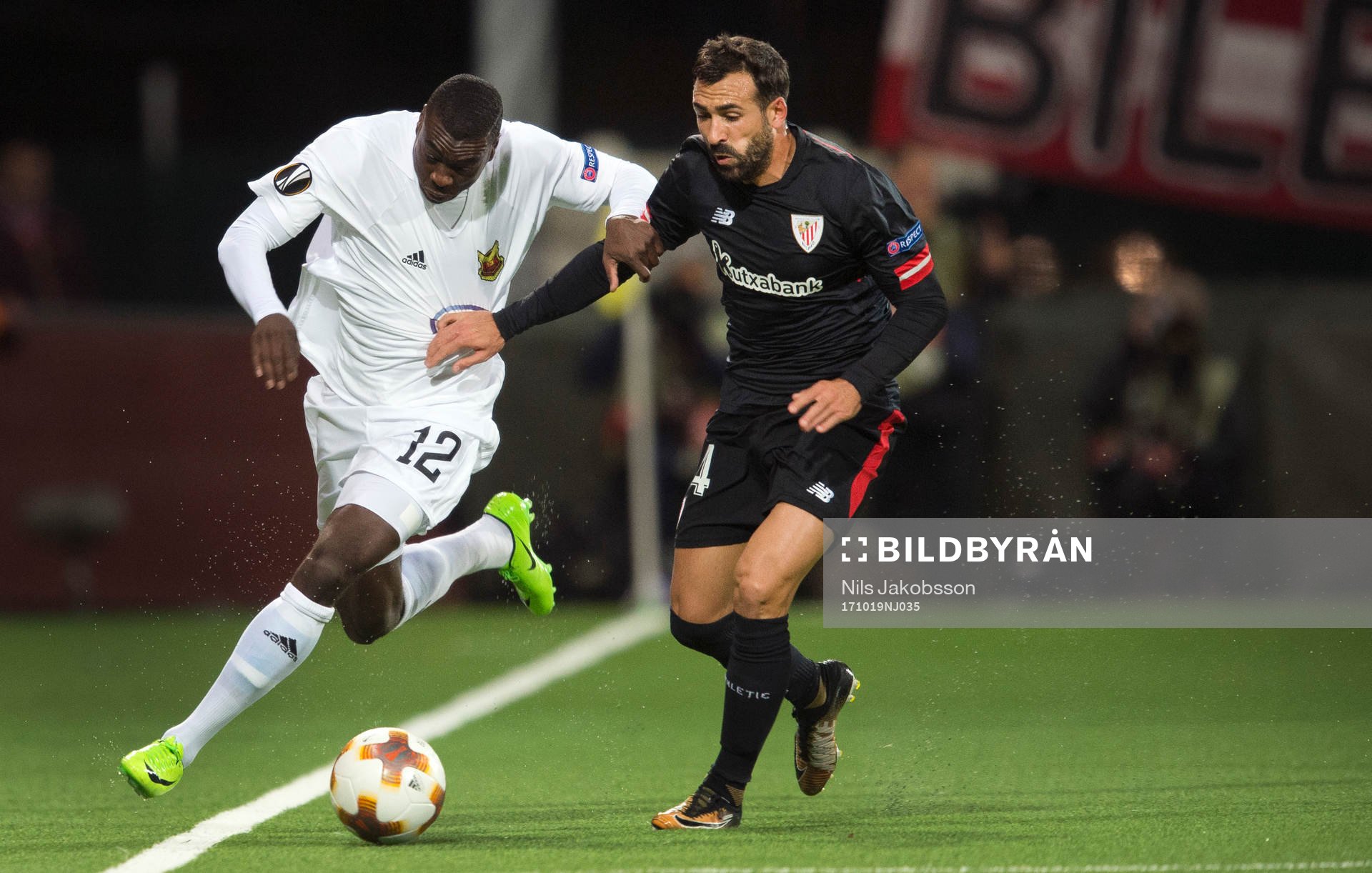 Östersunds Ken Sema och Athletic Bilbaos Mikel Balenziaga