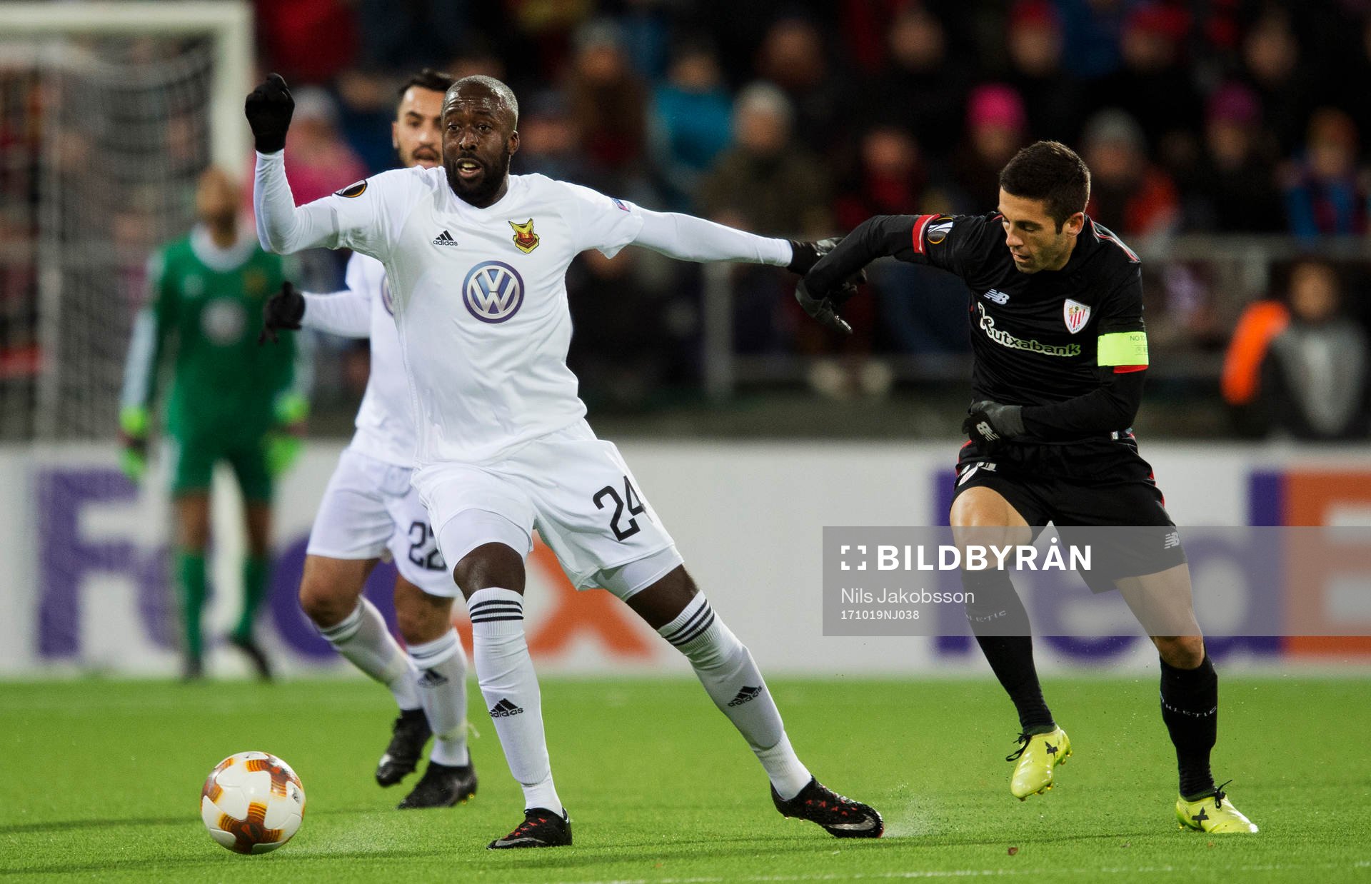 Östersunds Ronald Mukiibi och Athletic Bilbaos Markel