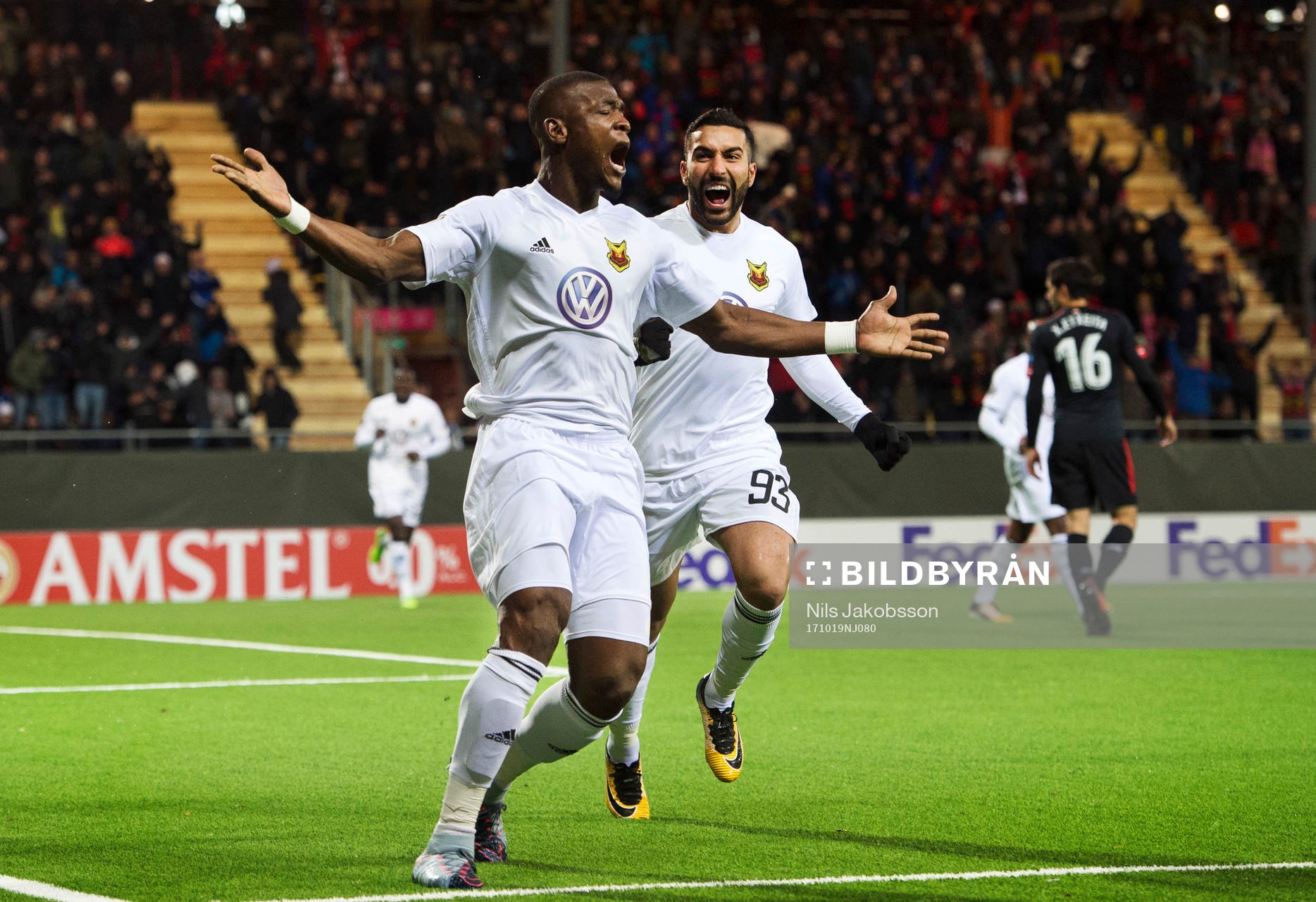 Östersunds Salisu Abdullahi Gero jublar