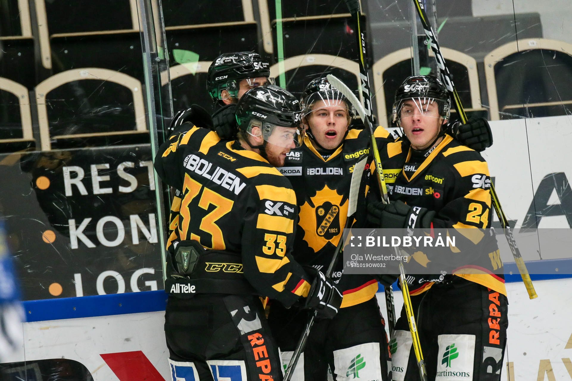 Skellefteås Tim Söderlund , Sebastian Ohlsson  och