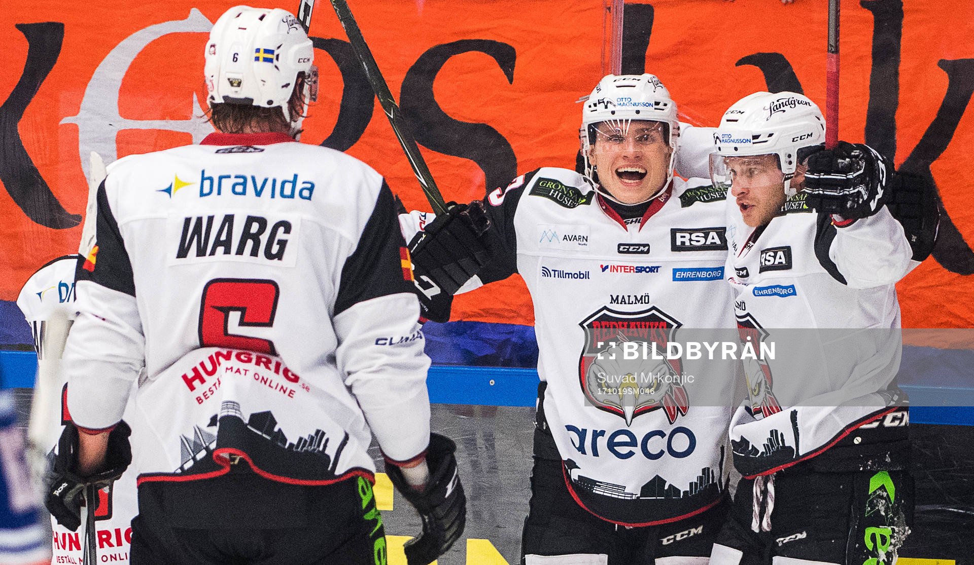 Malmö Redhawks Johan Olofsson jublar