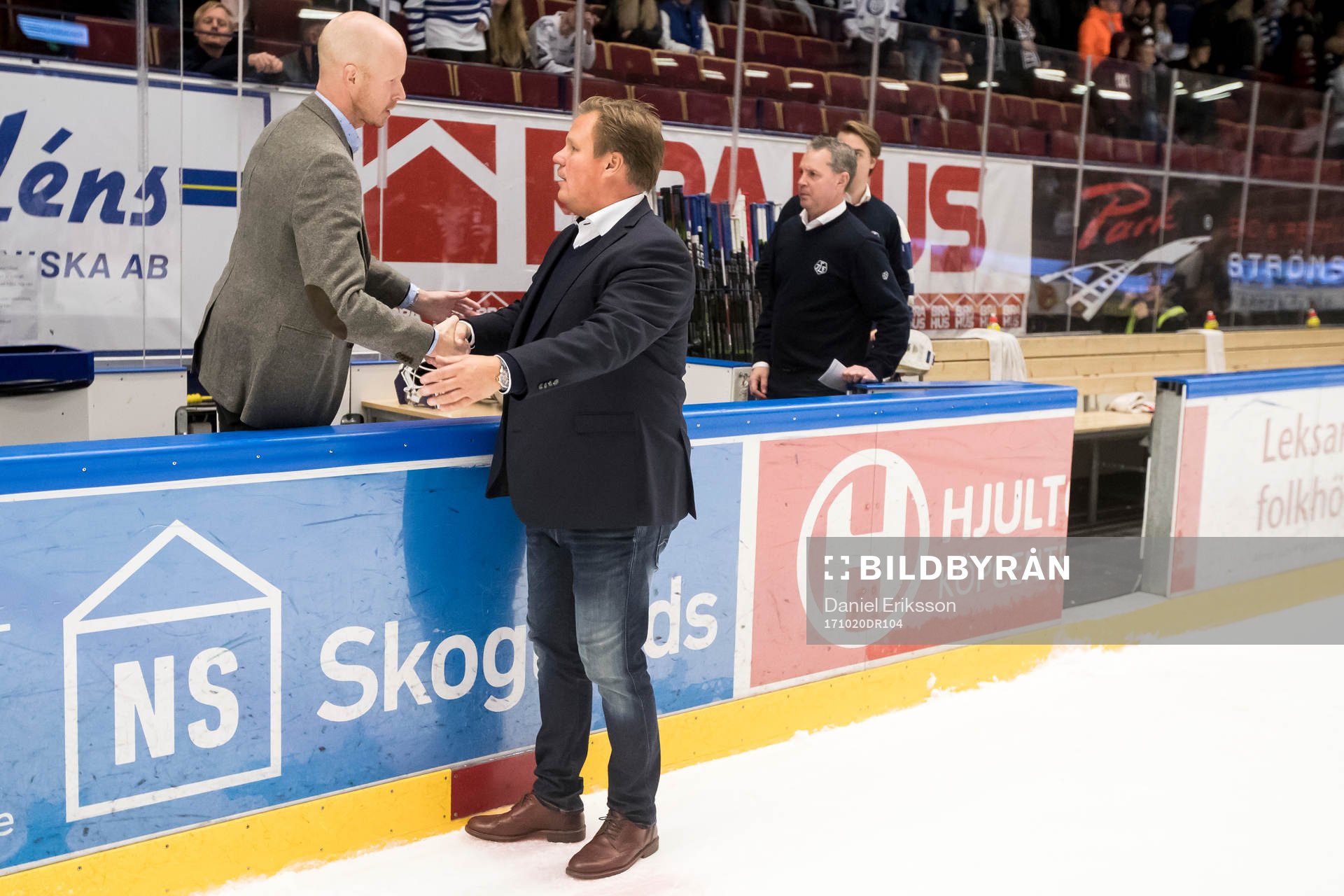 tränare Leif Carlsson och tränare Tobias Thermell