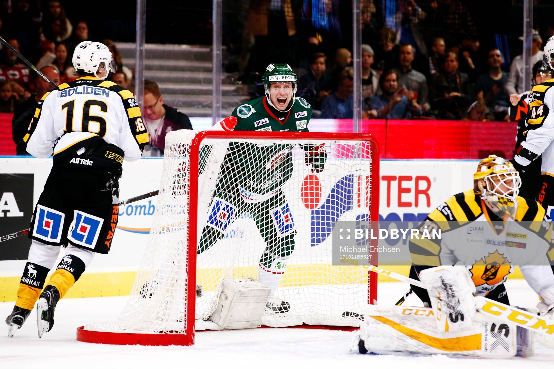 Frölundas John Nyberg jublar