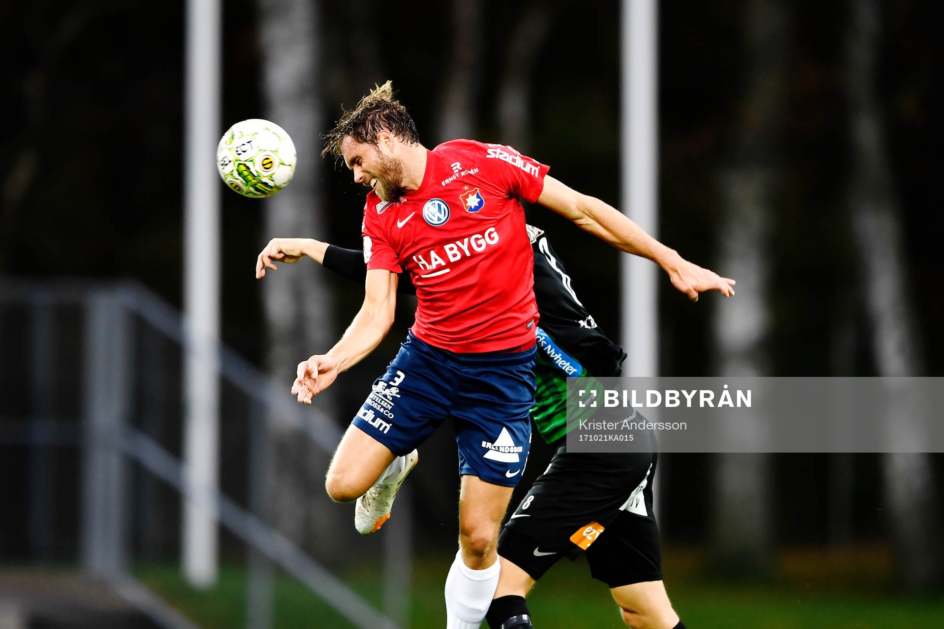 Örgrytes Johan Elmander nickar