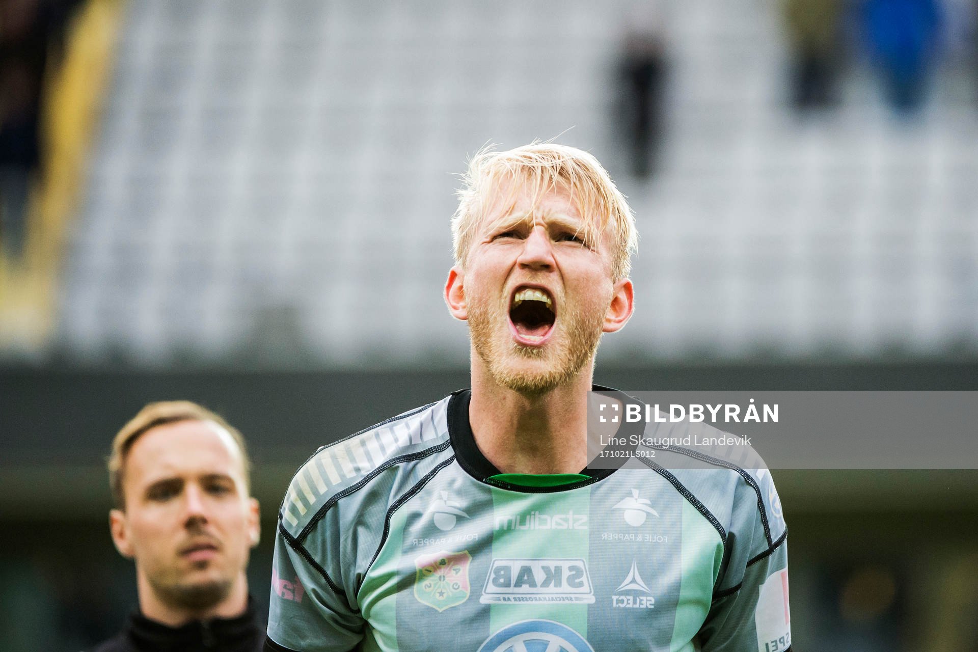 GAIS Carl Nyström jublar efter vinst under fotbollsmatchen i Superettan mellan GAIS och Norrby den 21 oktober 2017 i Göteborg.