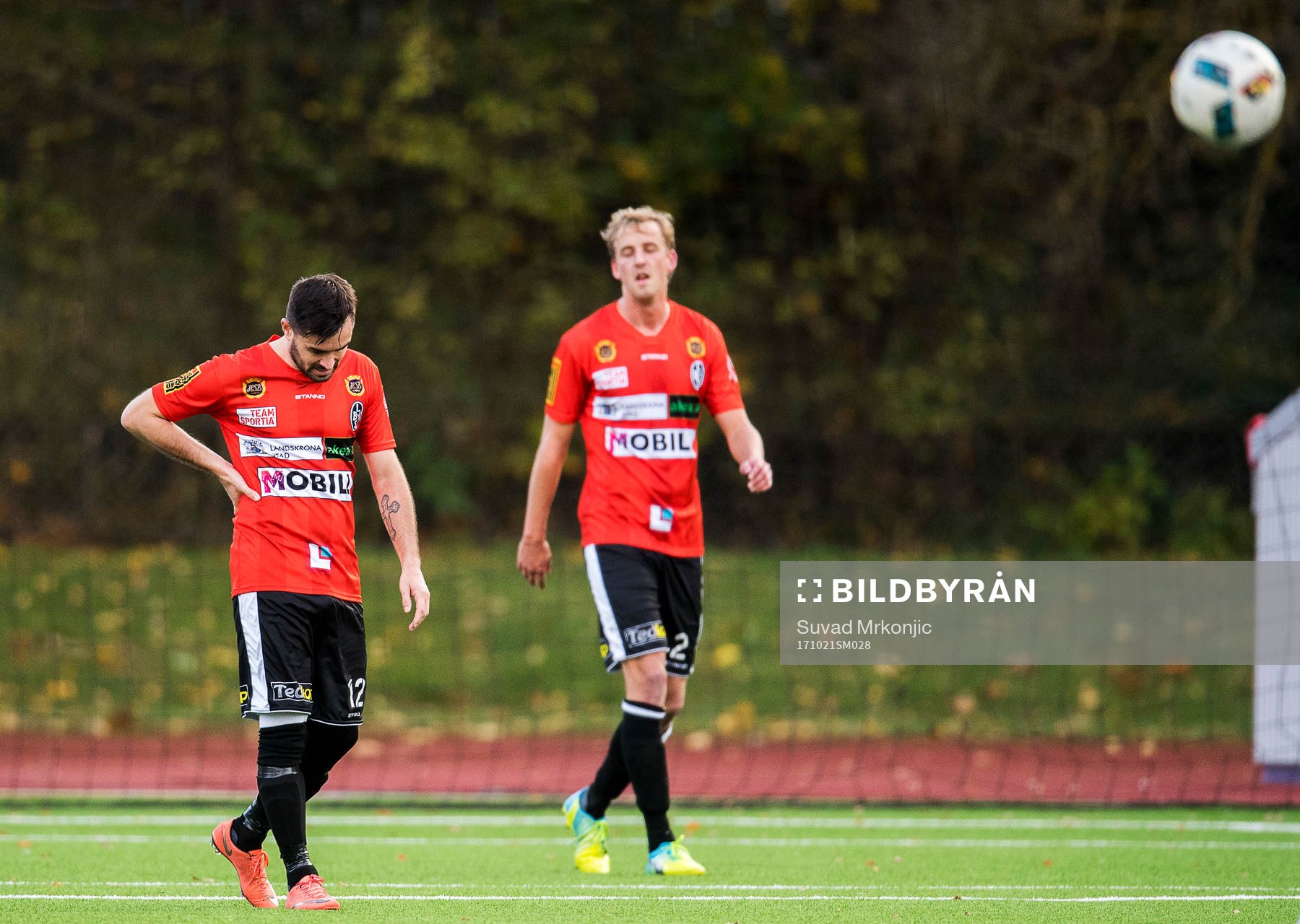 Landskronas Igor Arsenijevic och Viktor Svensson deppar