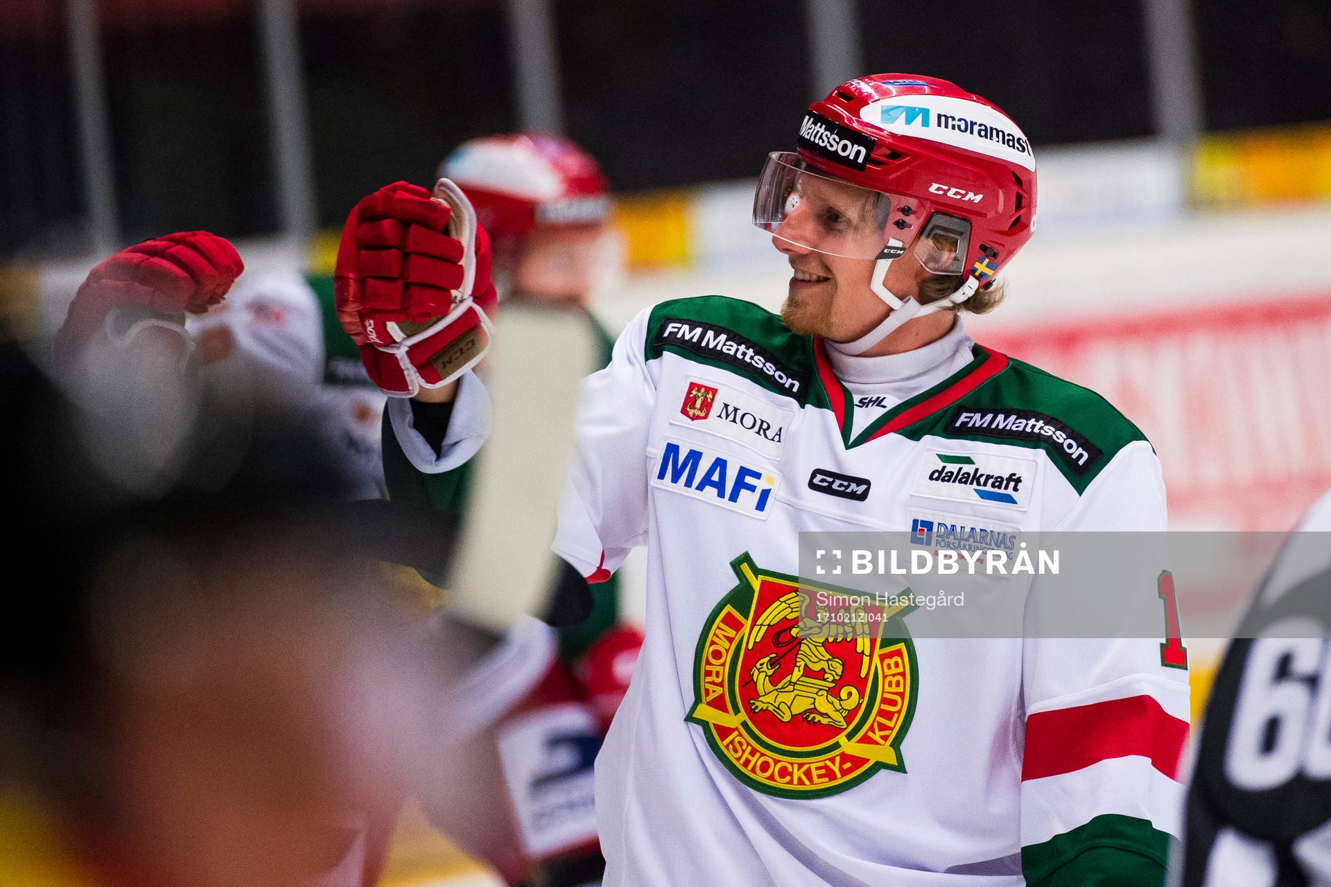 Moras Kristian Jakobsson jublar