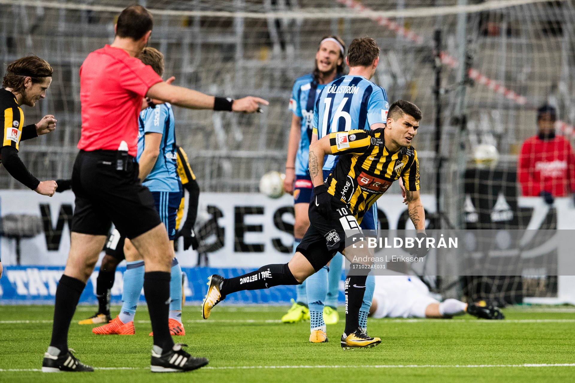 Häckens Paulinho jublar