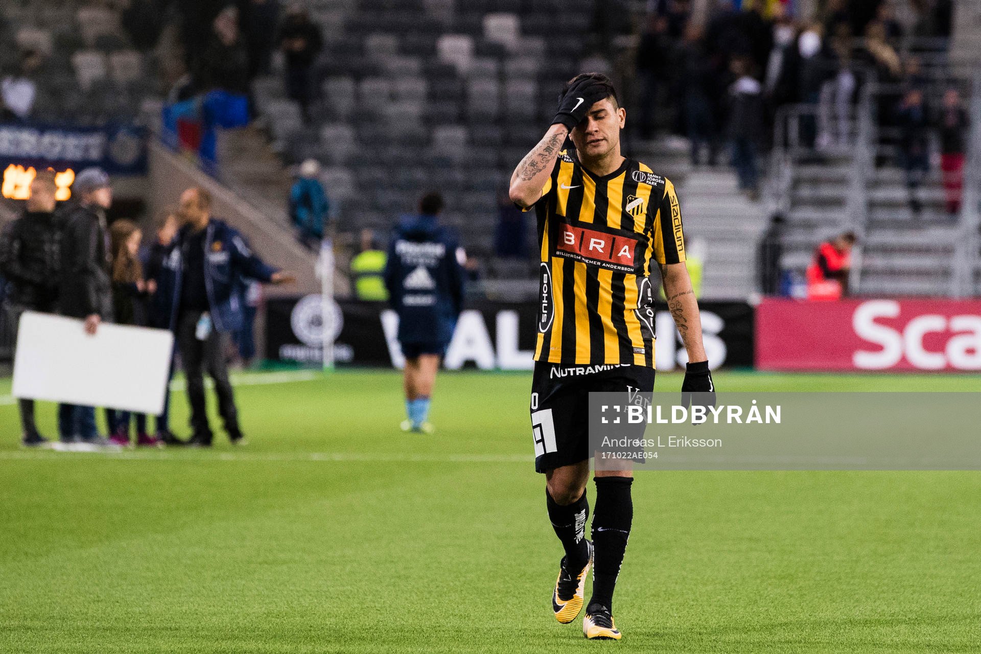 Häckens Paulinho deppar