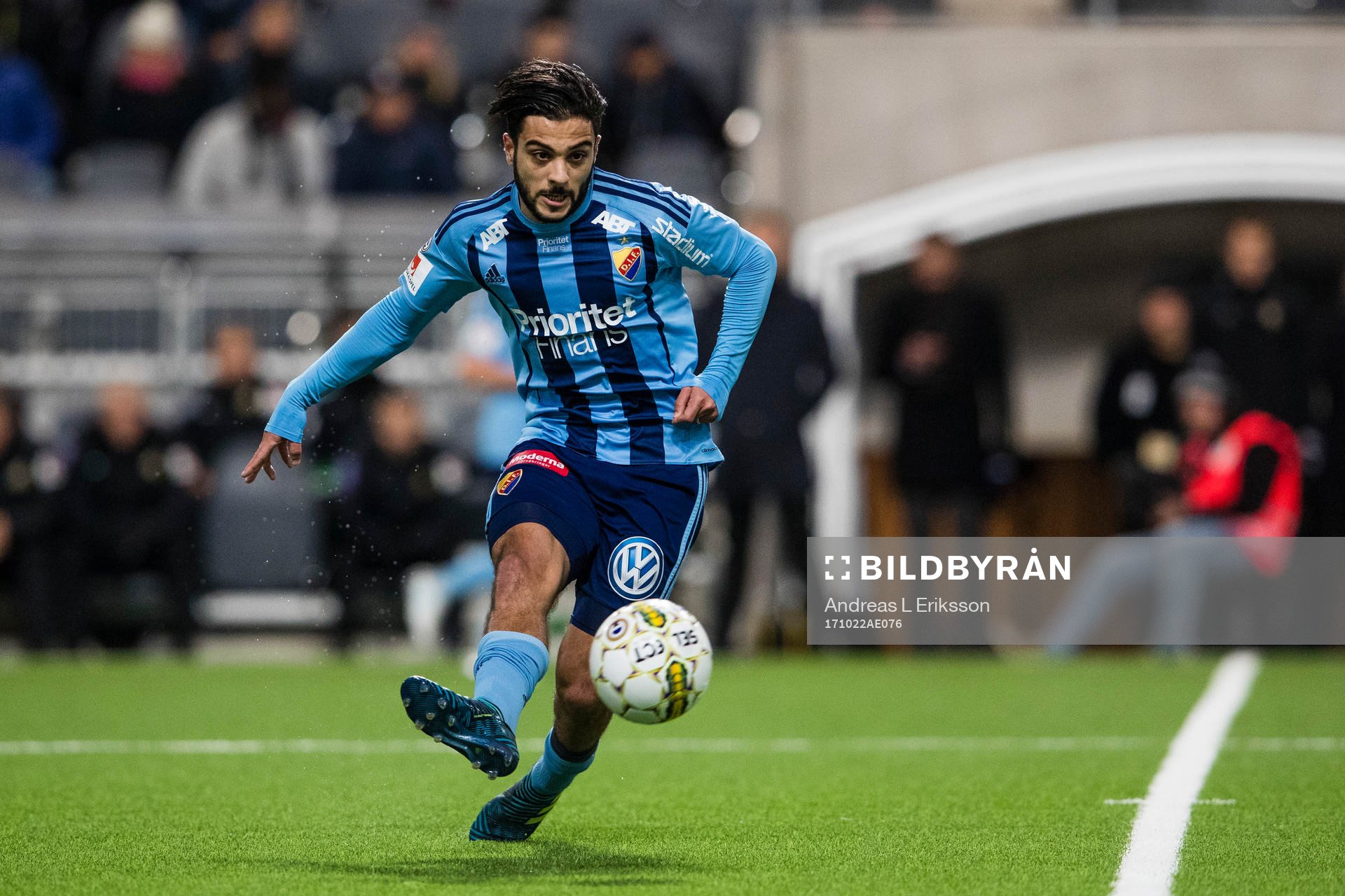 Djurgårdens Othman El Kabir med bollen