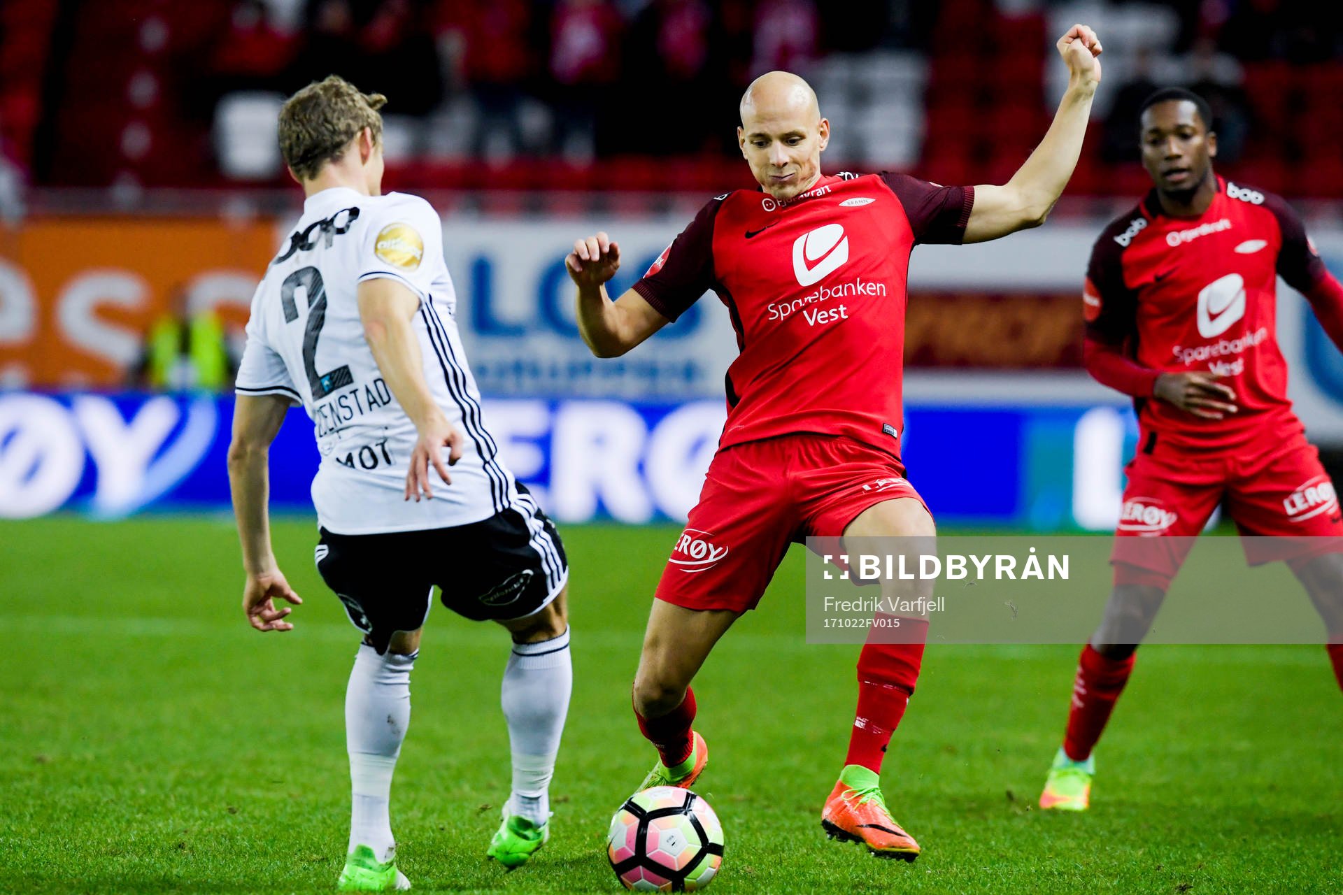 Vegar Eggen Hedenstad of Rosenborg and Ruben Kristiansen of