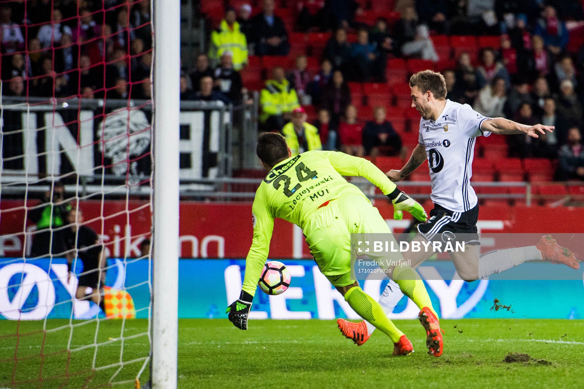 Nicklas Bendtner of Rosenborg scores 1-0