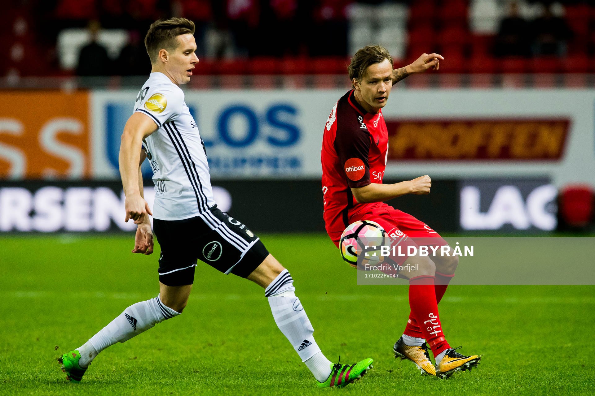 Anders Konradsen of Rosenborg and Fredrik Haugen of Brann
