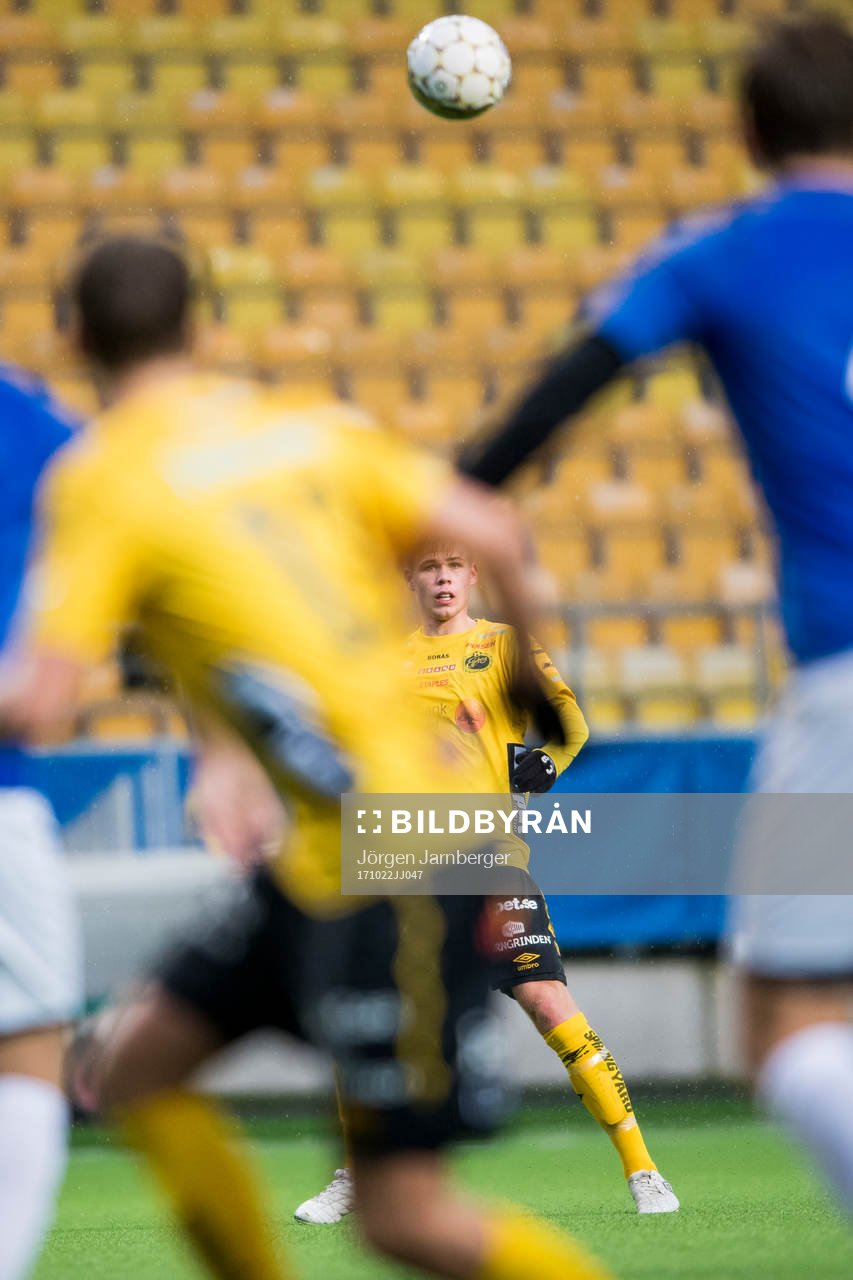 Elfsborgs Anton Thorsson lägger inlägg