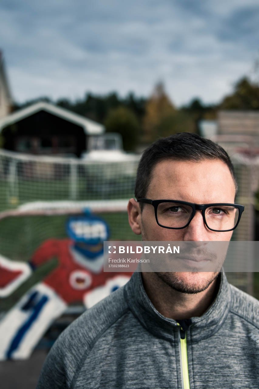 Ole-Kristian Tollefsen, fotograferad framför sonens
