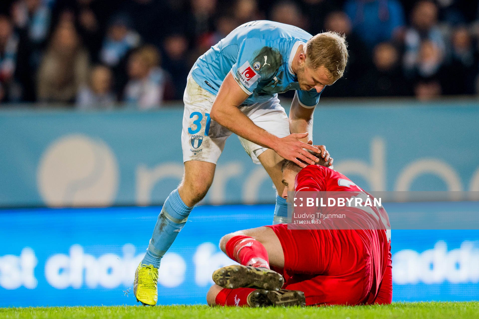 Malmö FFs Franz Brorsson kramar om målvakt Fredrik