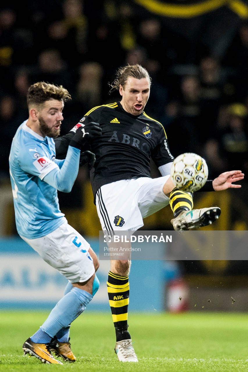 s Nils-Eric Johansson och Malmö FFs Erdal Rakip