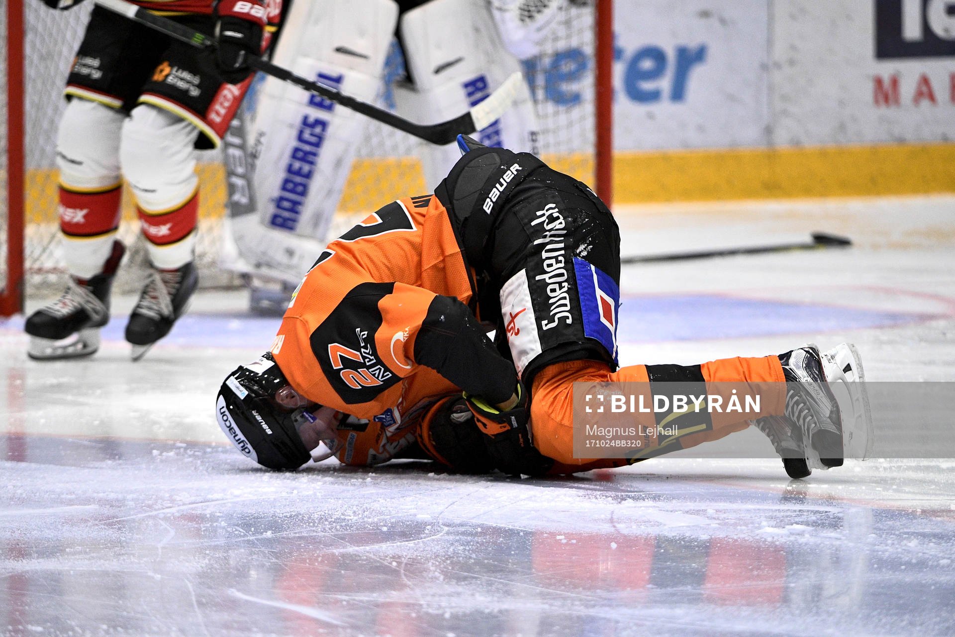 Karlskronas Henrik Nilsson grinar illa