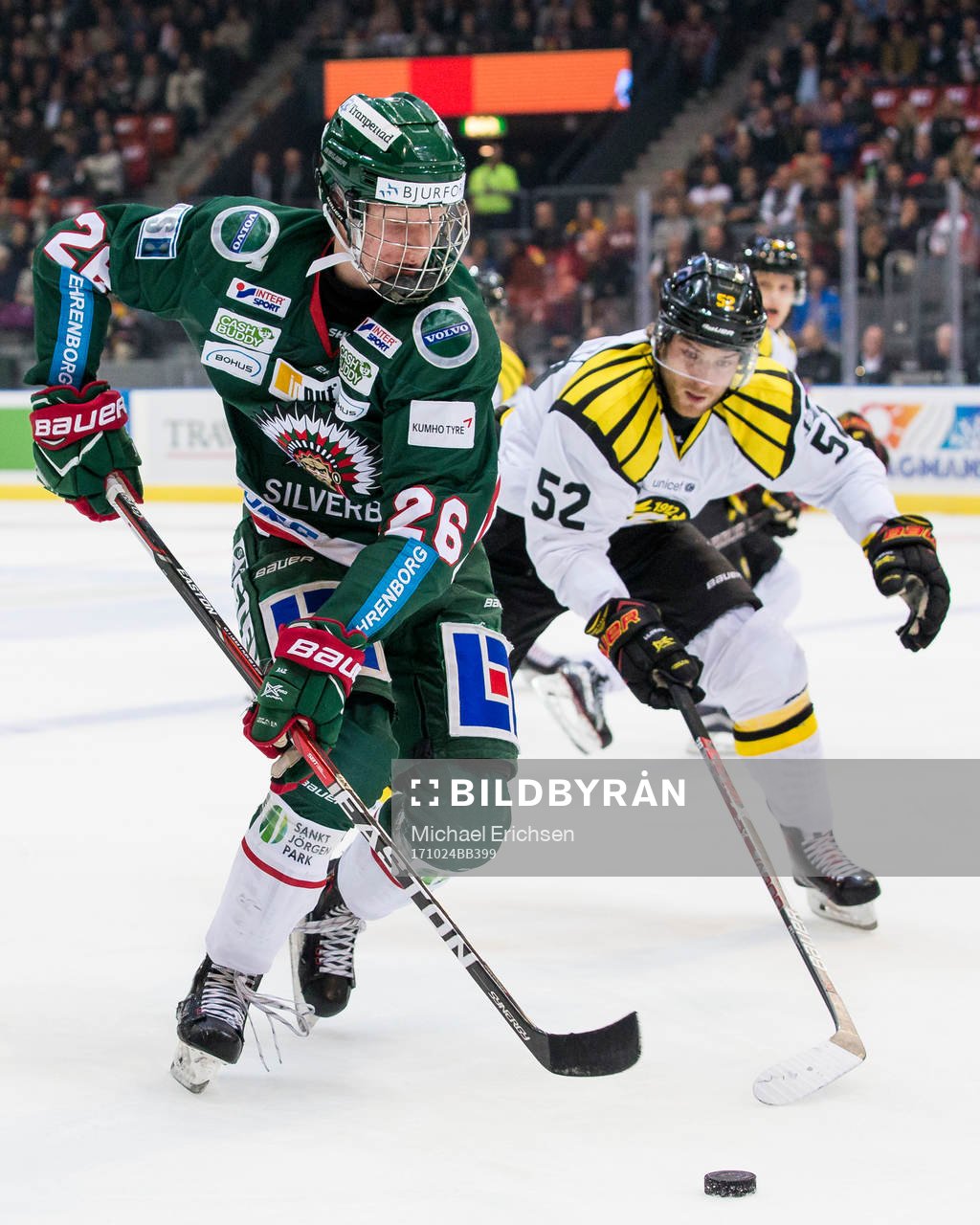 Frölundas Rasmus Dahlin före Brynäs Christopher Liljewall