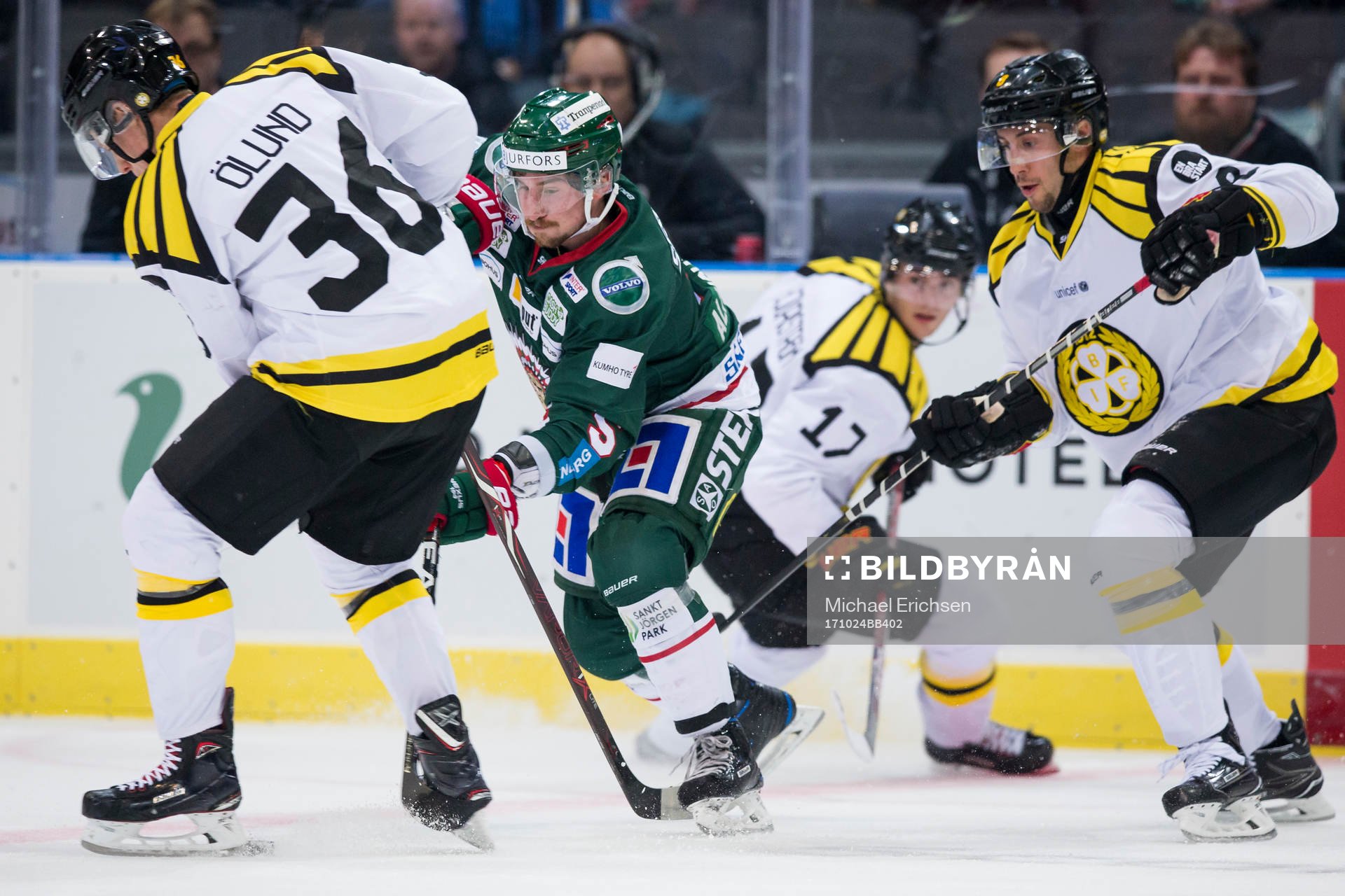 Frölundas Adam Almqvist mot Brynäs Linus Ölund