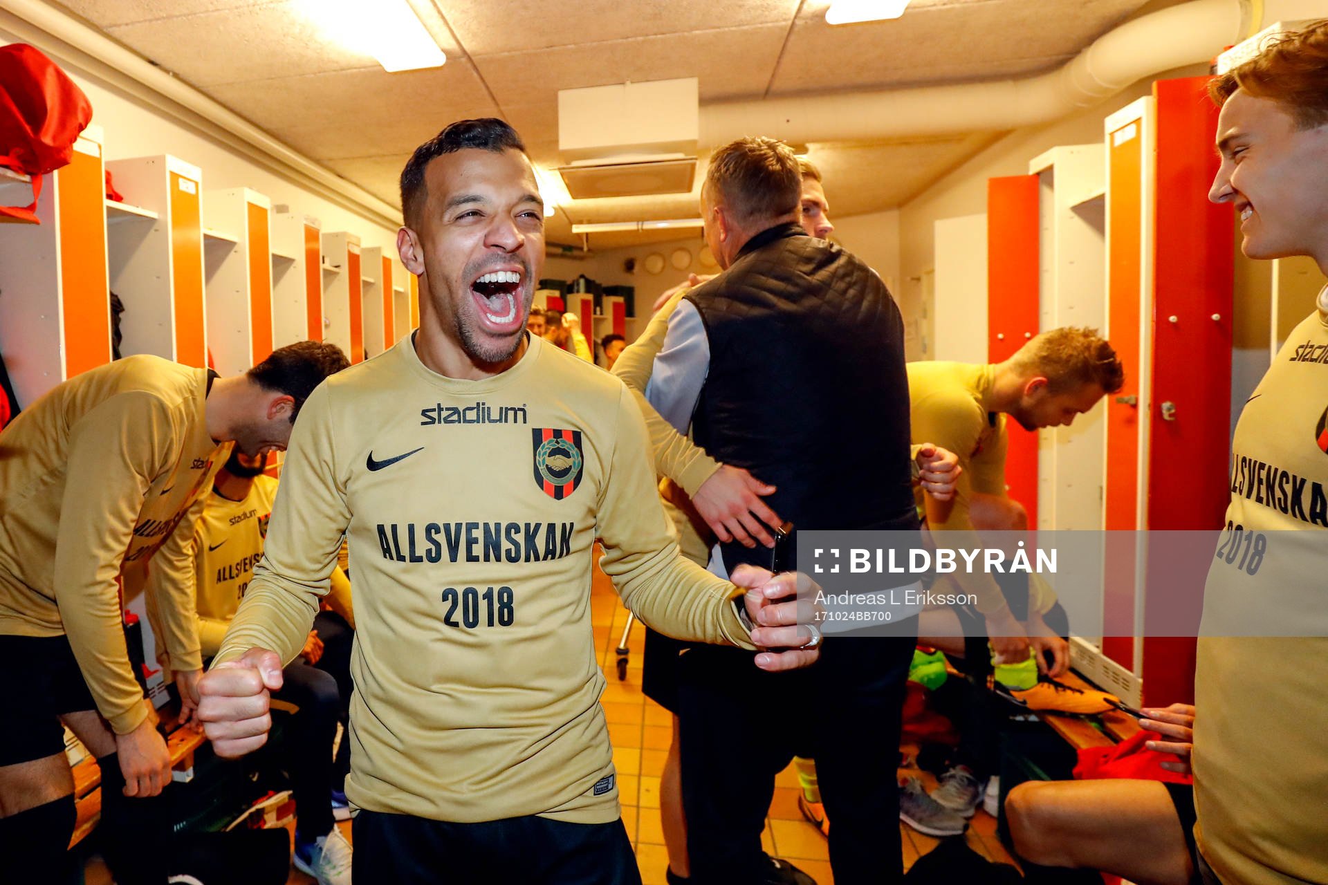 Brommapojkarnas Joel Qwiberg jublar