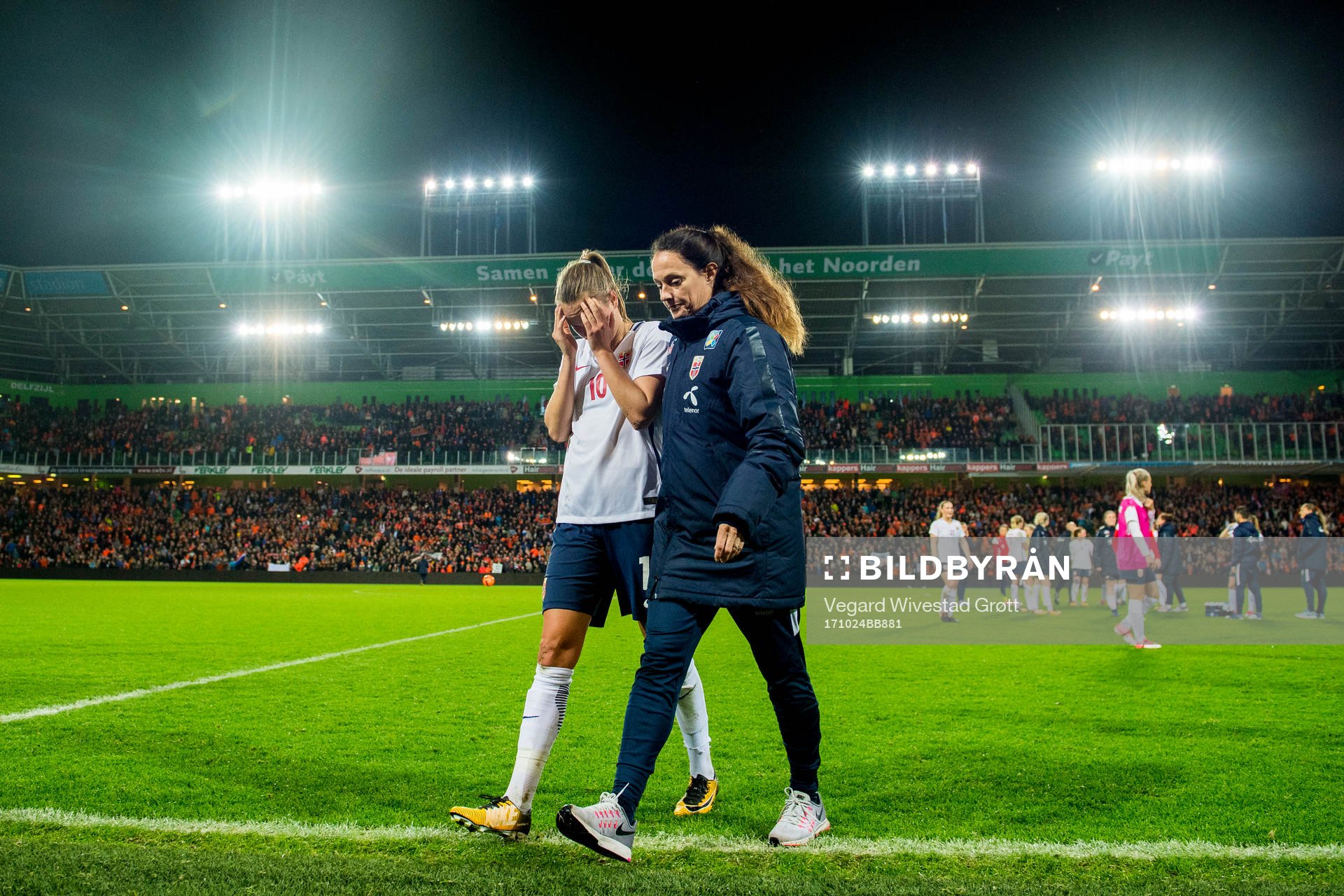Caroline Graham Hansen of Norway walks off the pitch