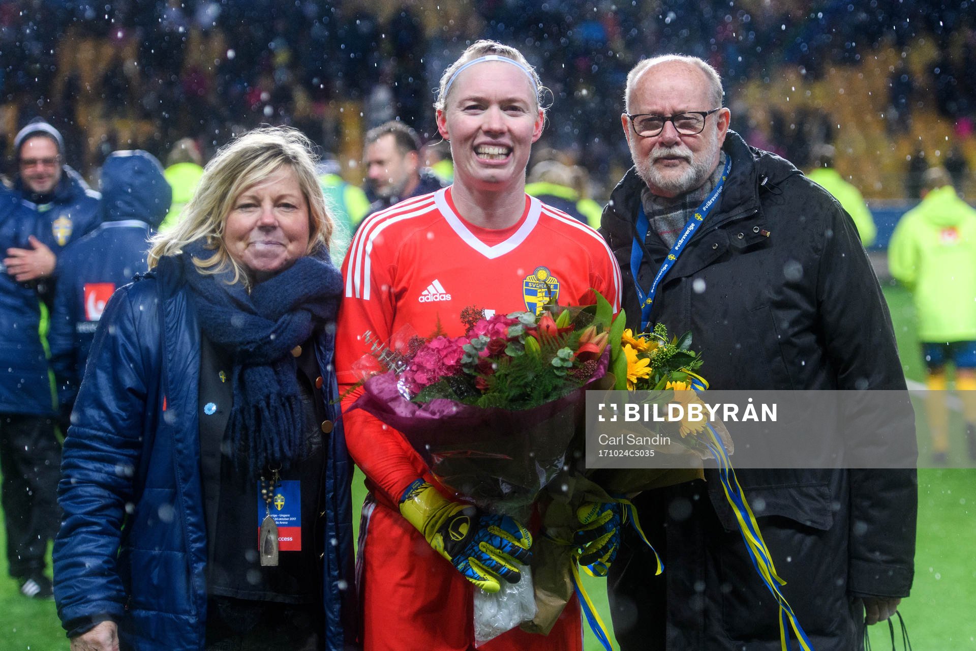 Sveriges målvakt Hedvig Lindahl gör sin 144:e landskamp under VM-kvalmatchen i fotboll mellan Sverige och Ungern den 24 oktober 2017 i Borås och är därmed den målvakt som gjort flest landskamper någonsin i Sverige.