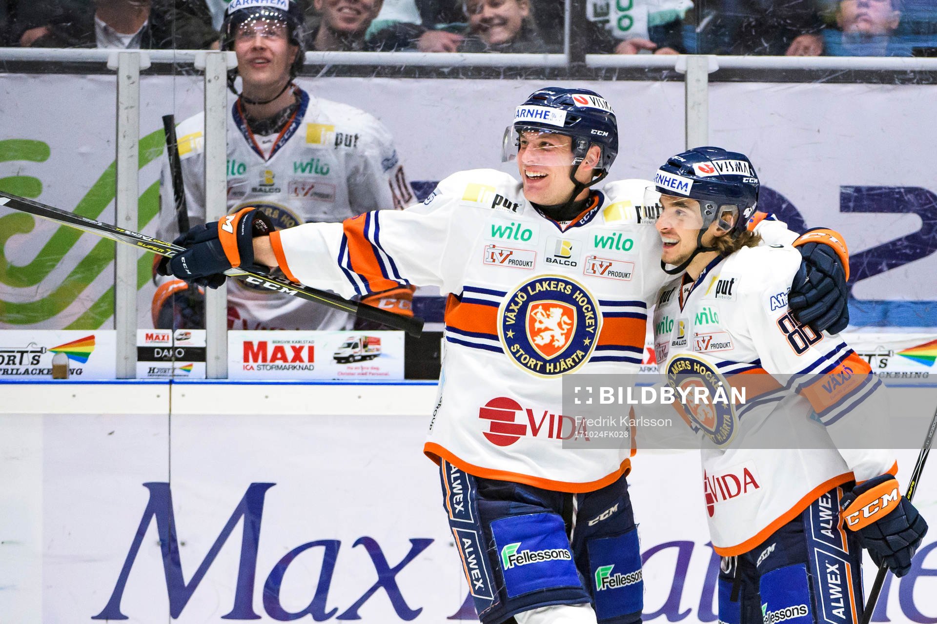 Växjös Oliver Bohm och Adam Brodecki jublar