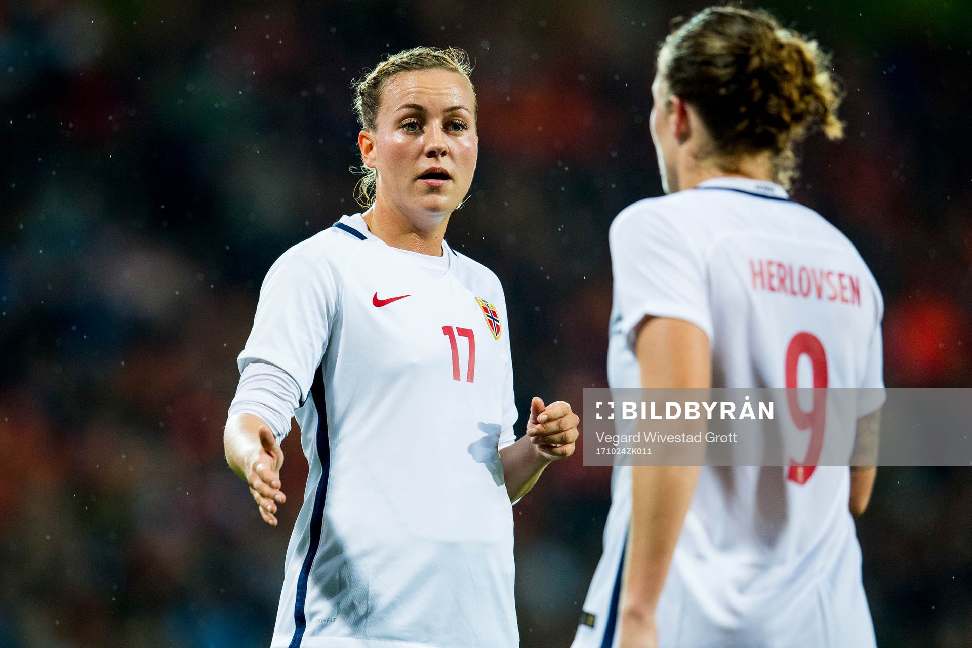 Kristine Minde and Isabell Herlovsen of Norway