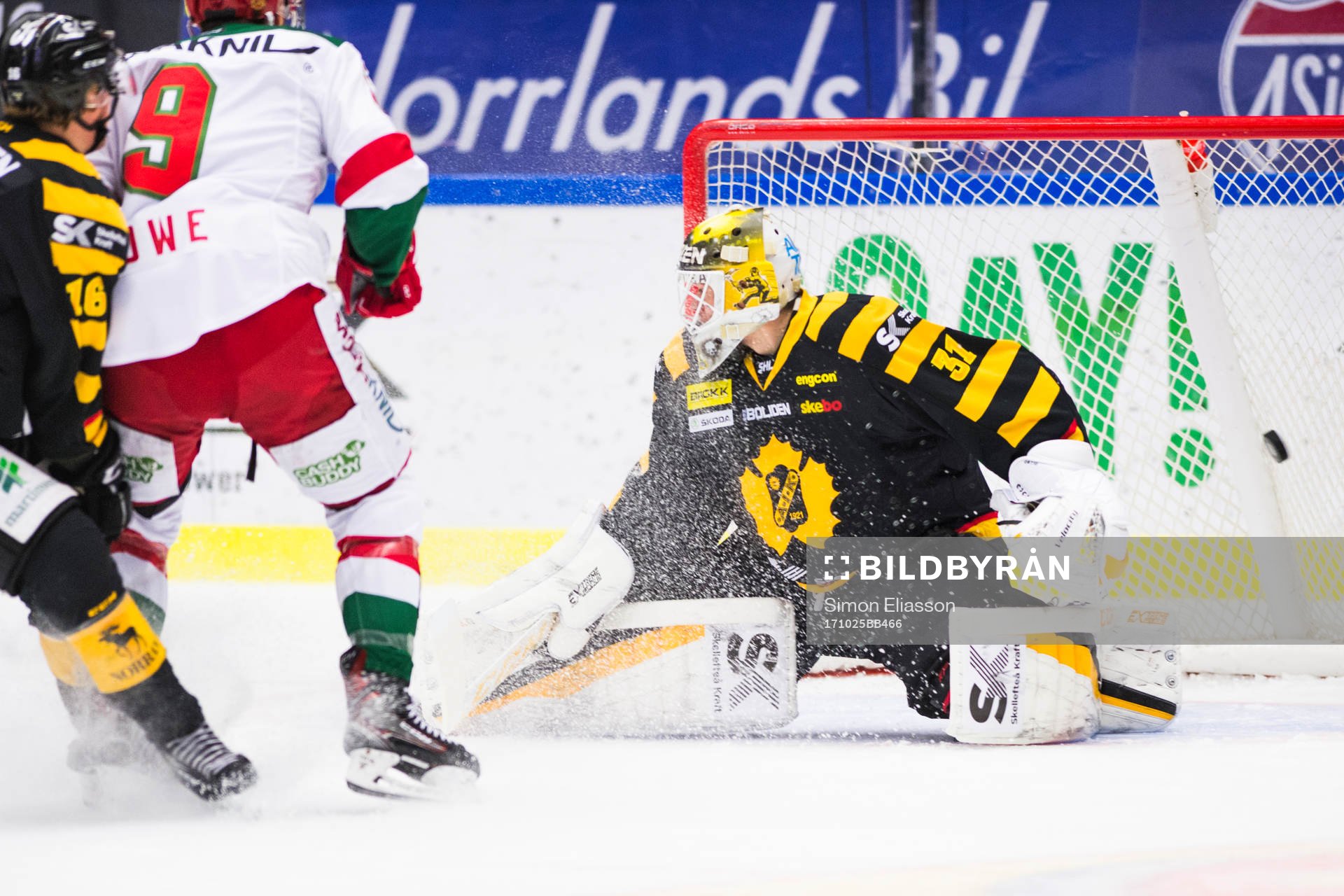 Moras Andrew Rowe sätter 3-1