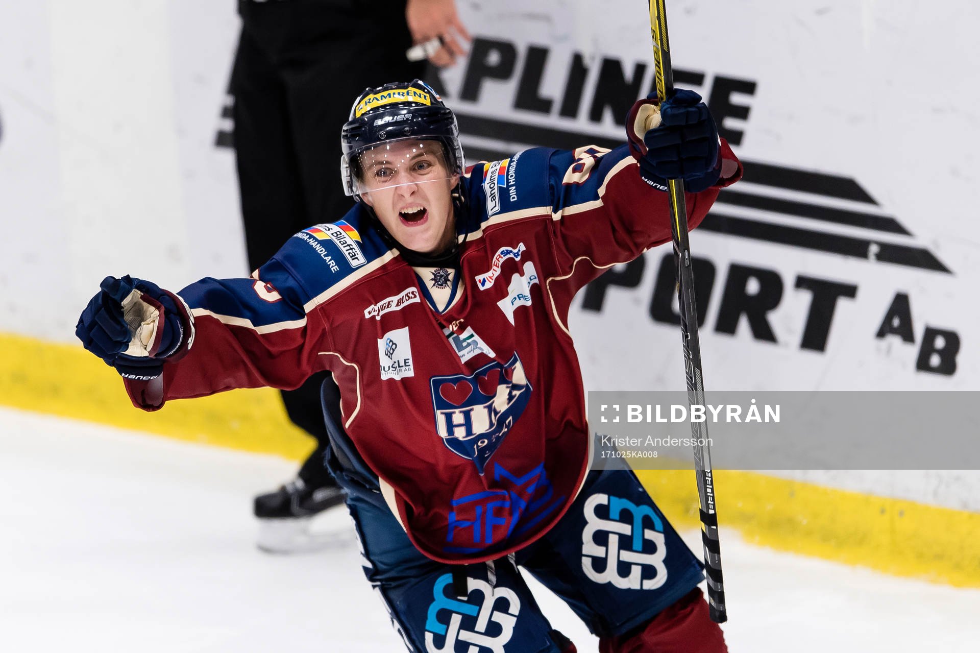Halmstads Martin Pärna jublar