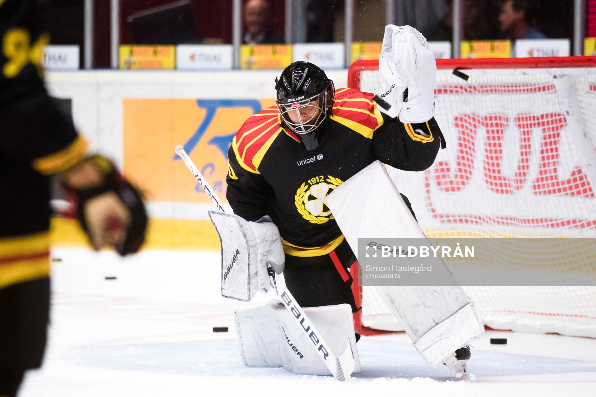 Brynäs målvakt Samuel Ersson före ishockeymatchen i SHL