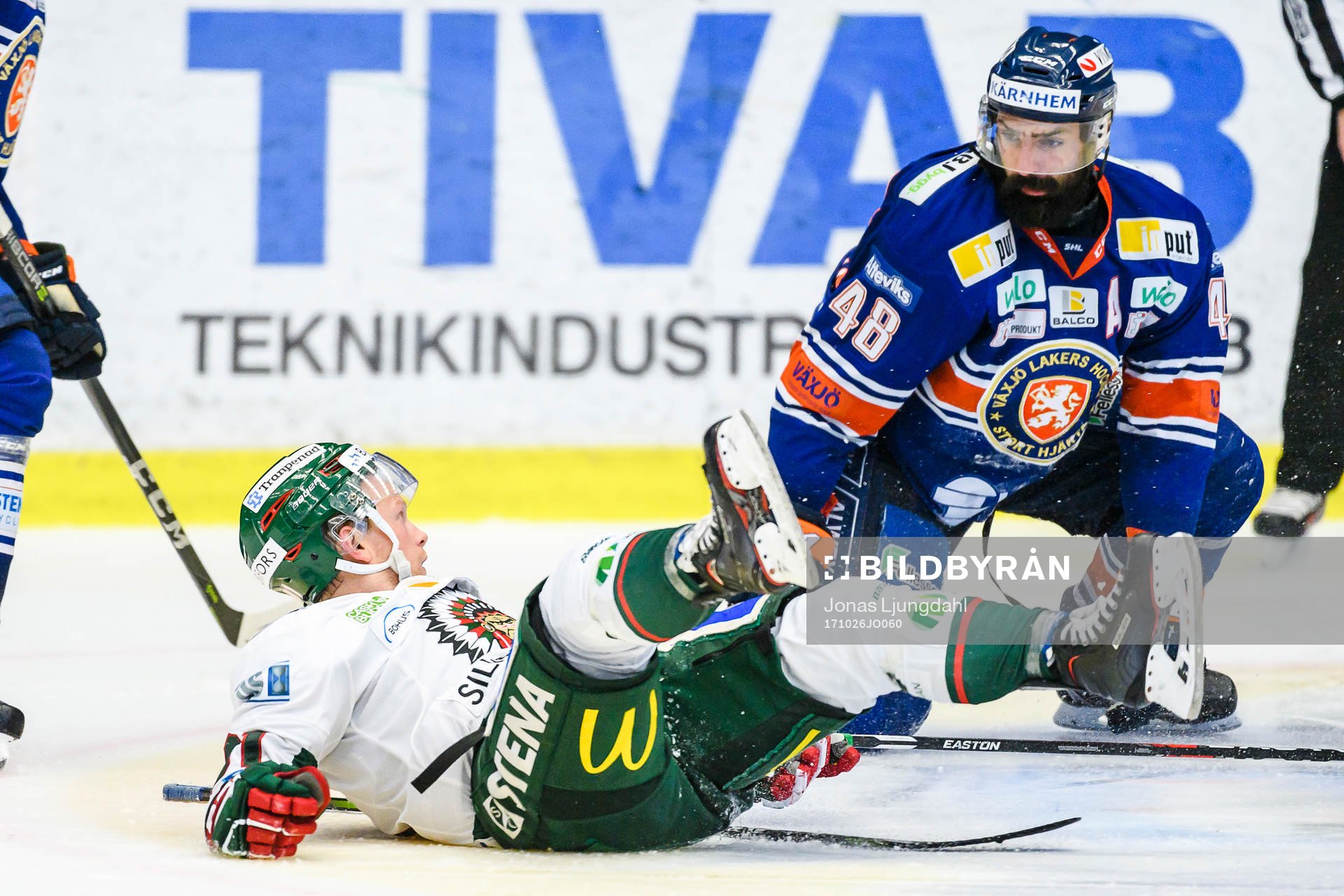 Frölundas Ryan Lasch faller
