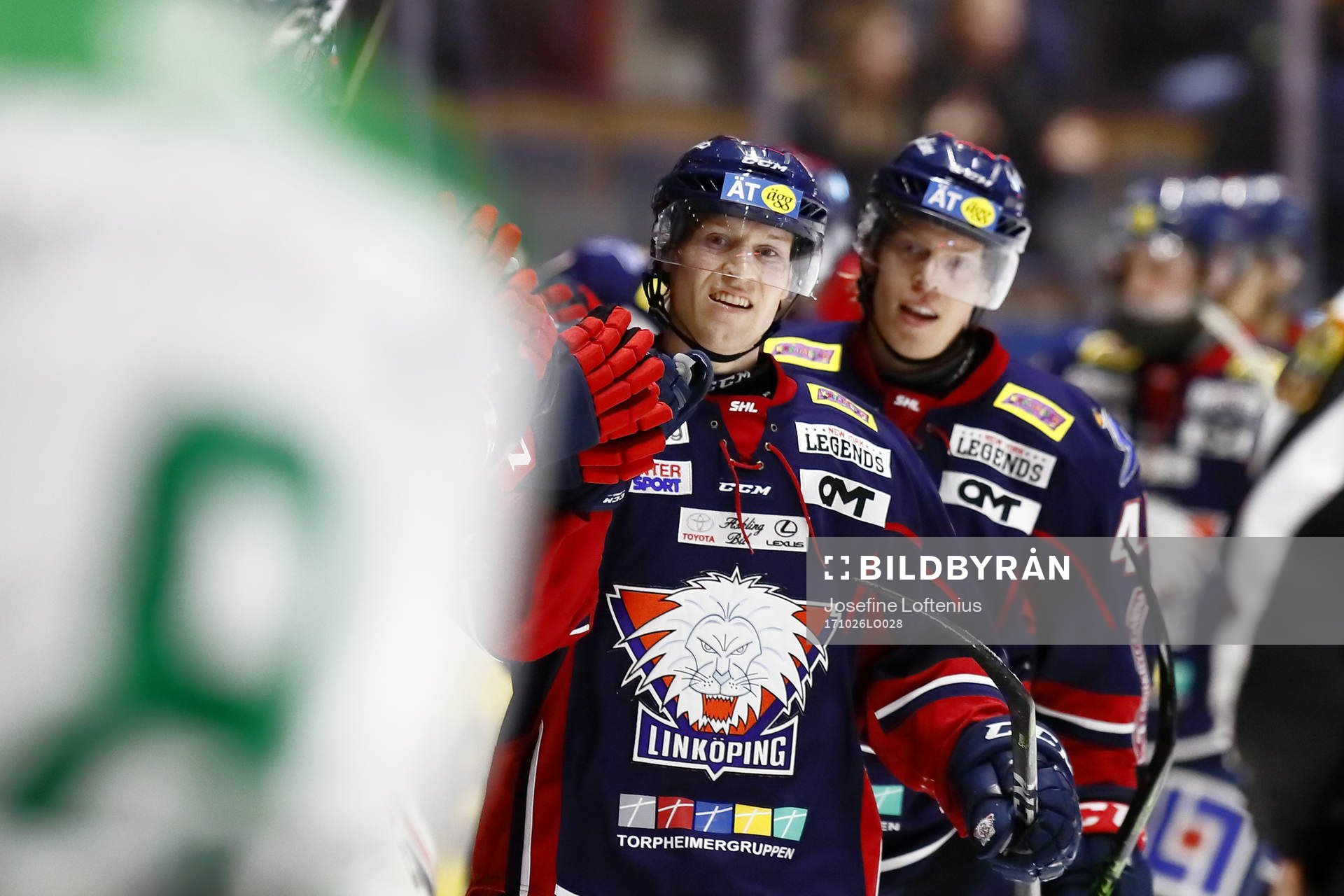 Linköpings Mathis Olimb med målskytt Ken Andre Olimb