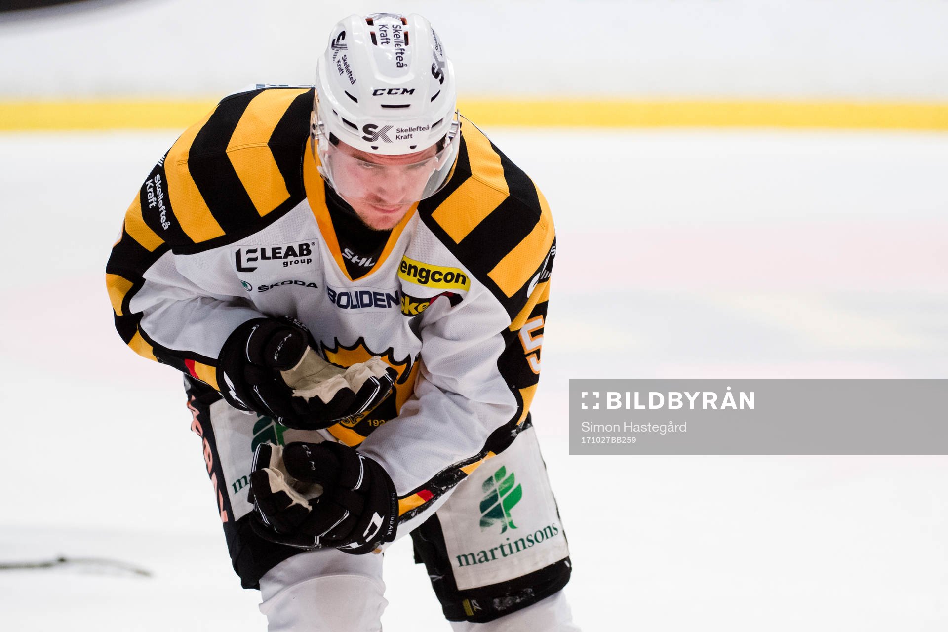 Skellefteås Emil Djuse har ont