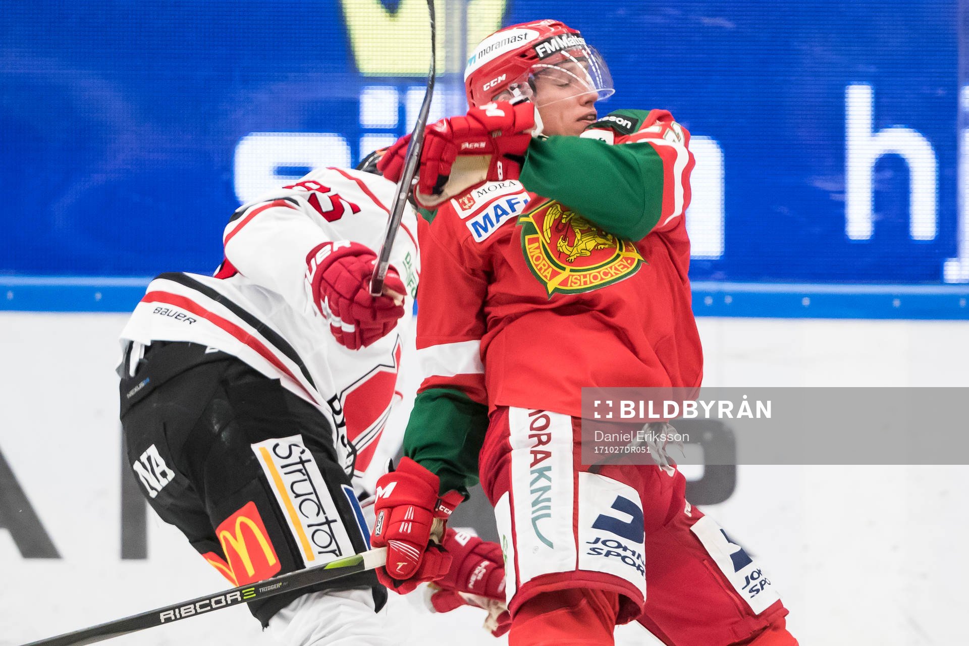 Örebros Kalle Olsson och Moras Matias Lassen  i