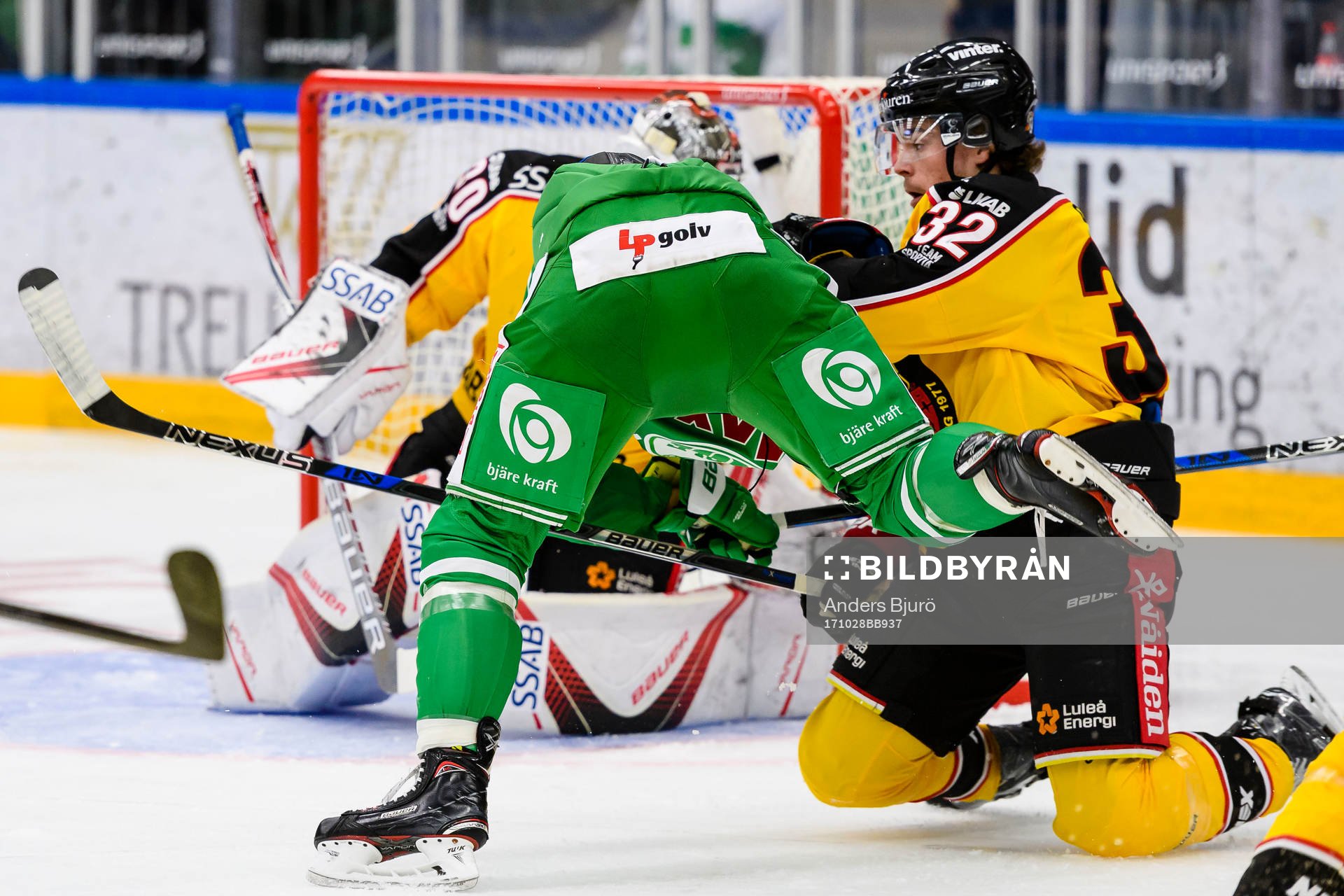 Rögles Daniel Widing och Luleås Oscar Engsund