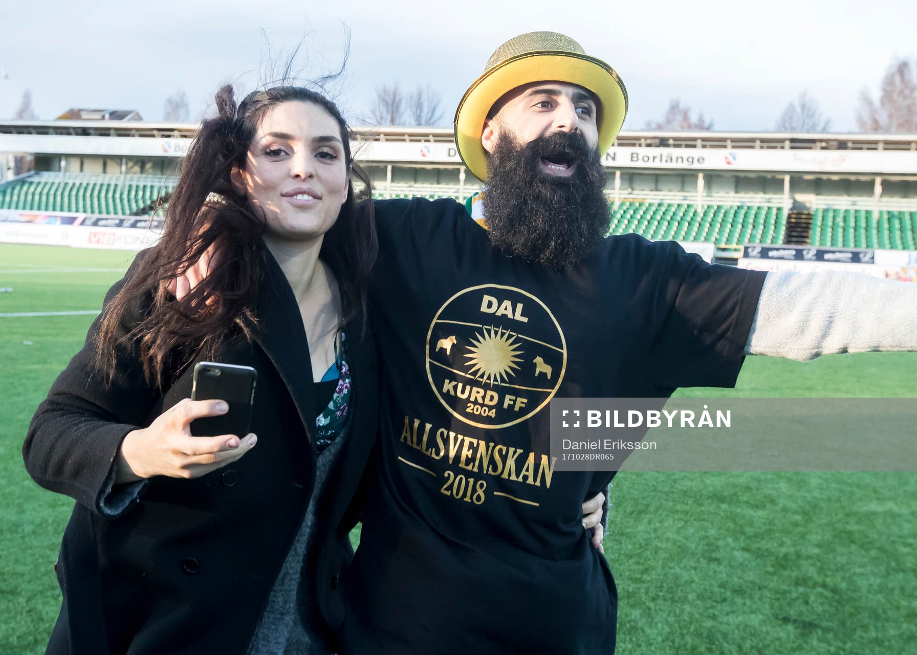 Dalkurds supporter jublar