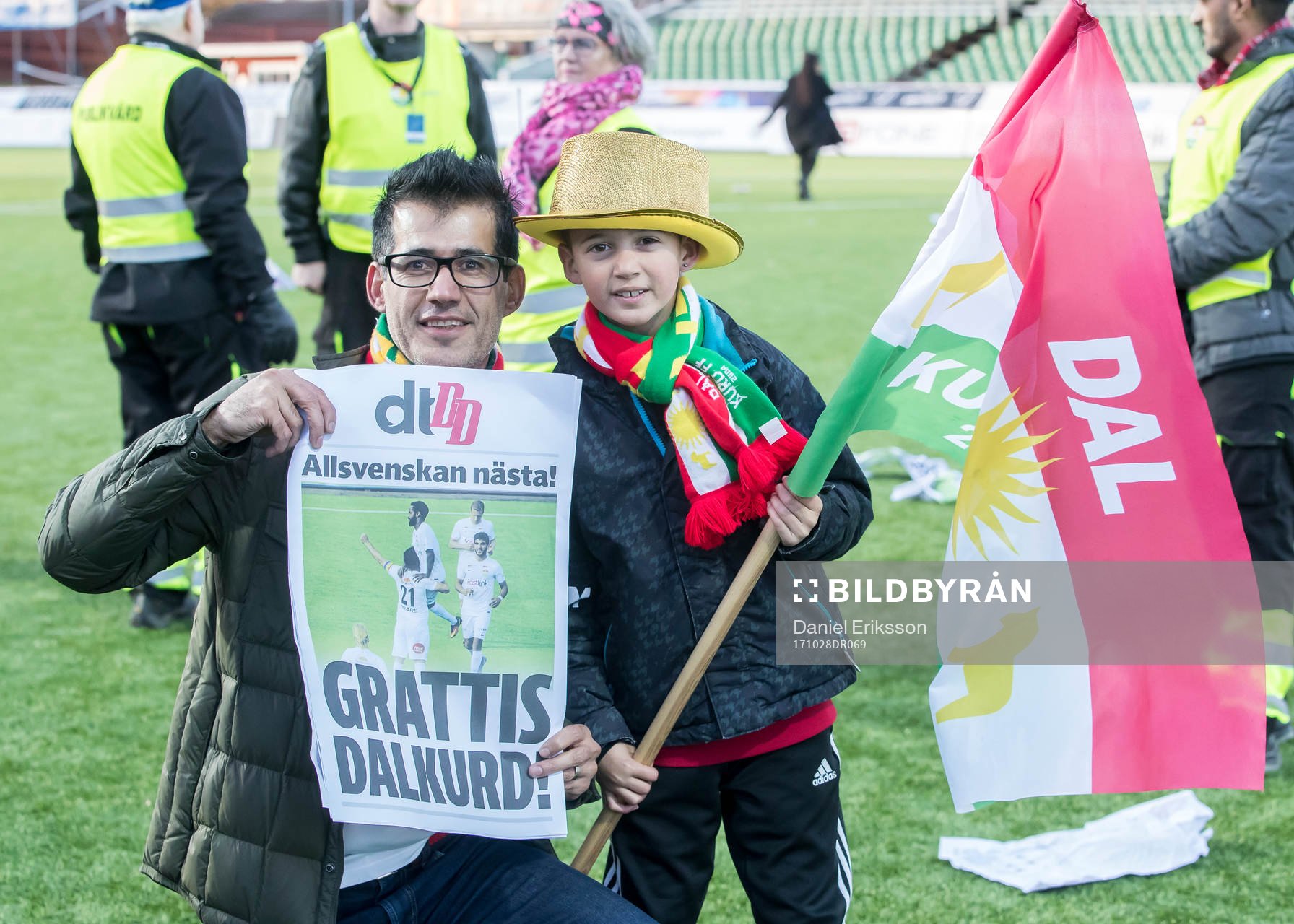 Dalkurds supporter jublar