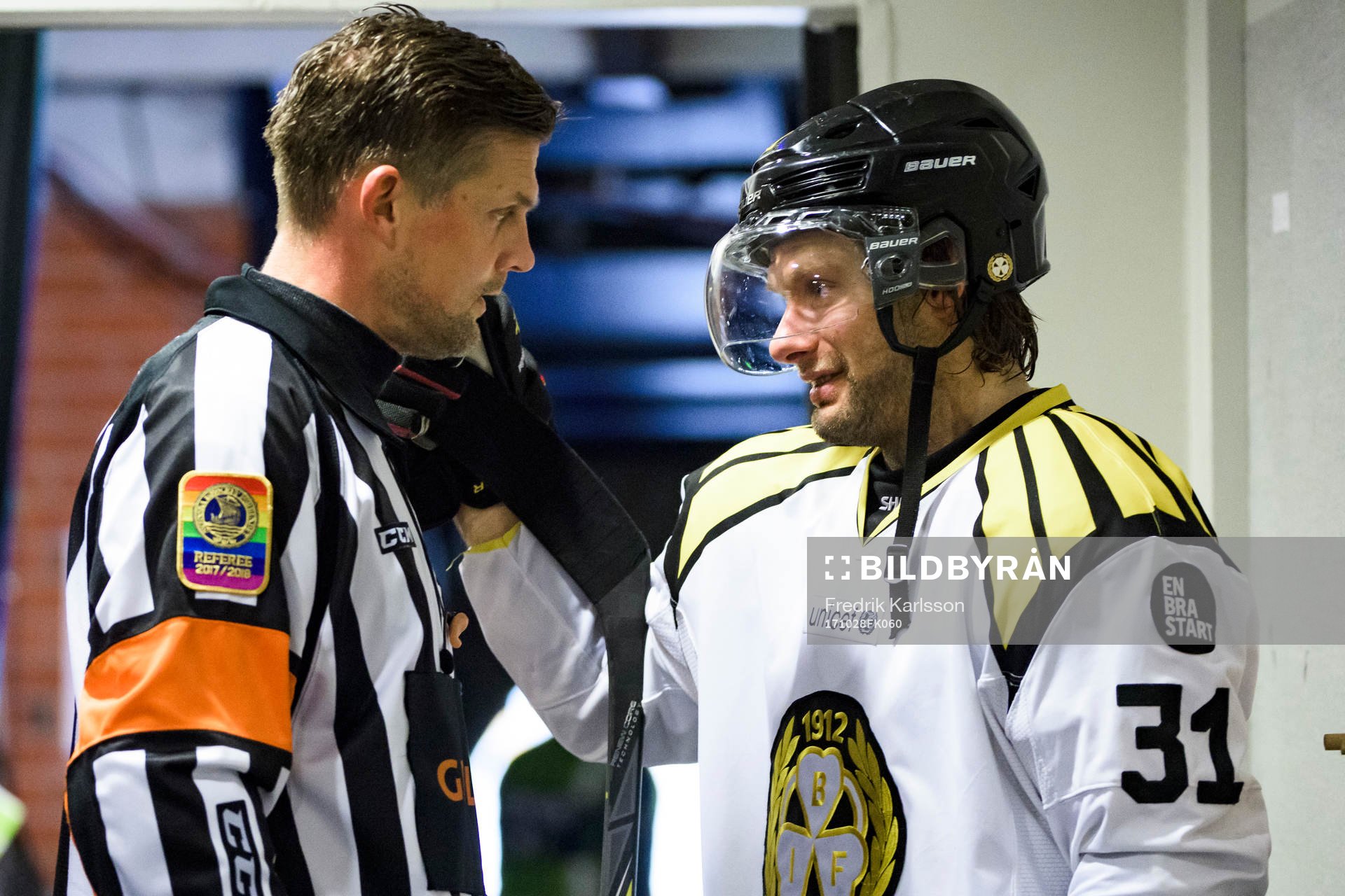 Domare Mikael Nord och Brynäs Jonathan Granström