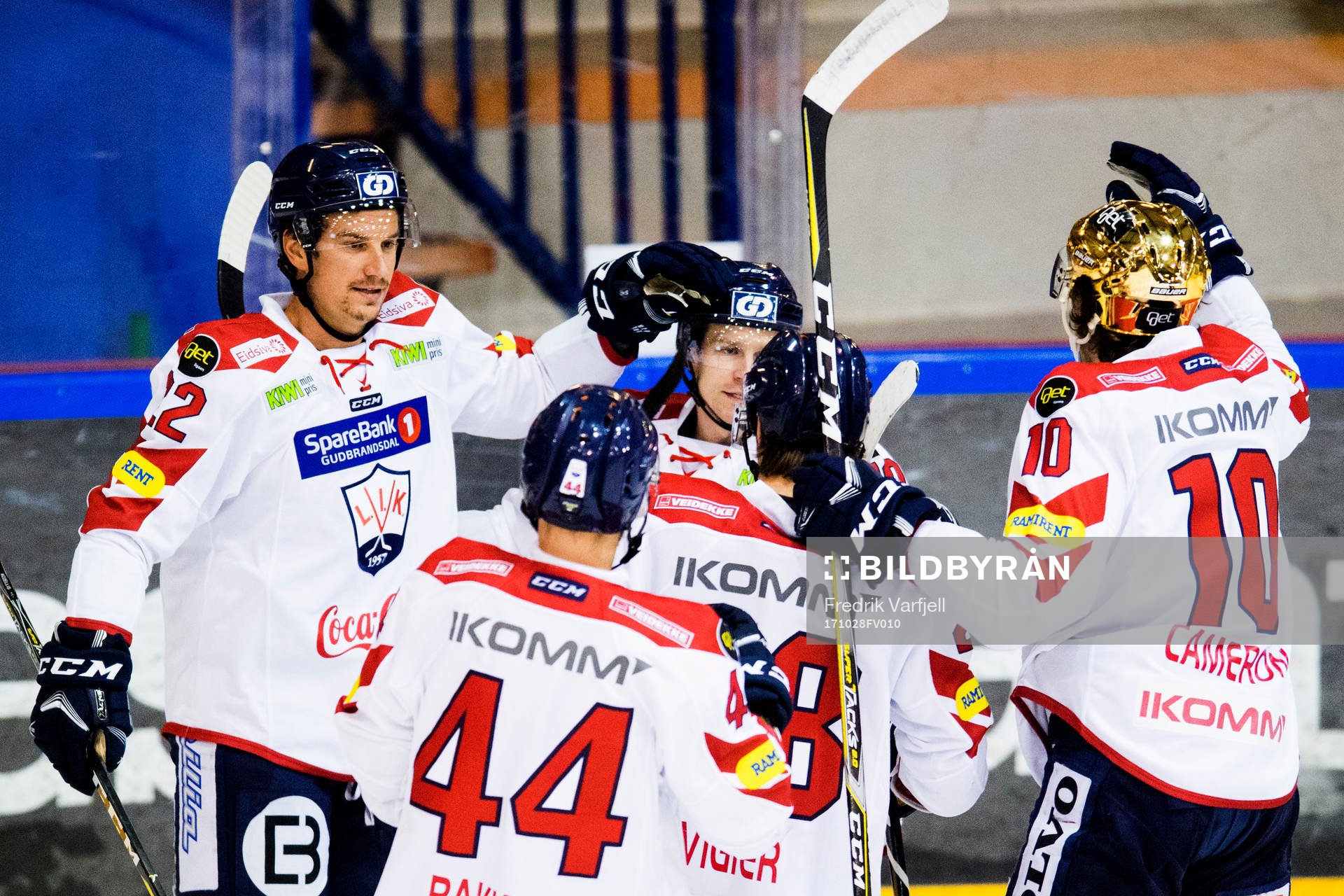 David Morley of Lillehammer celebrates with his teammates