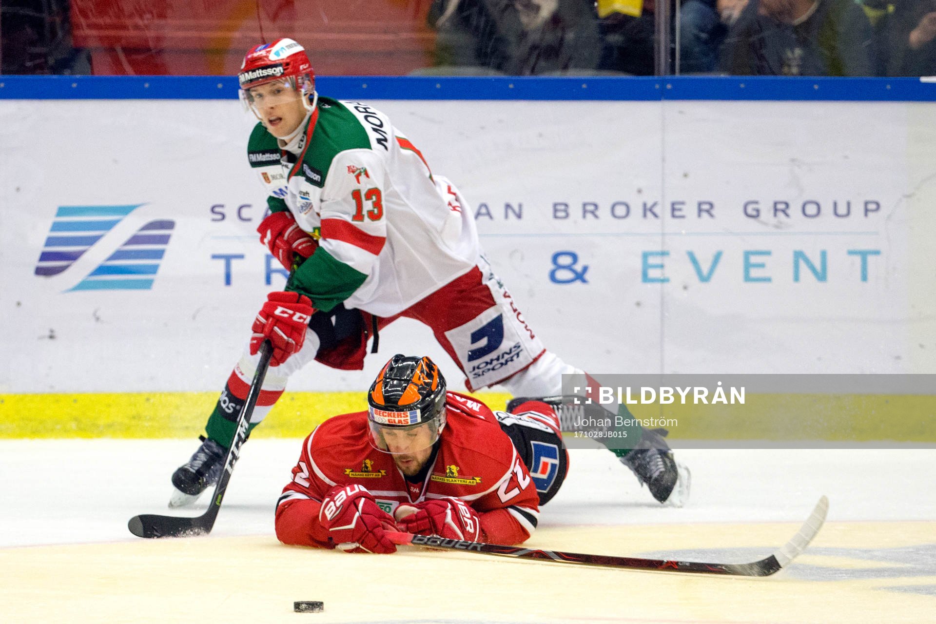 Moras Emil Bejmo och Örebros Jonathan Andersson
