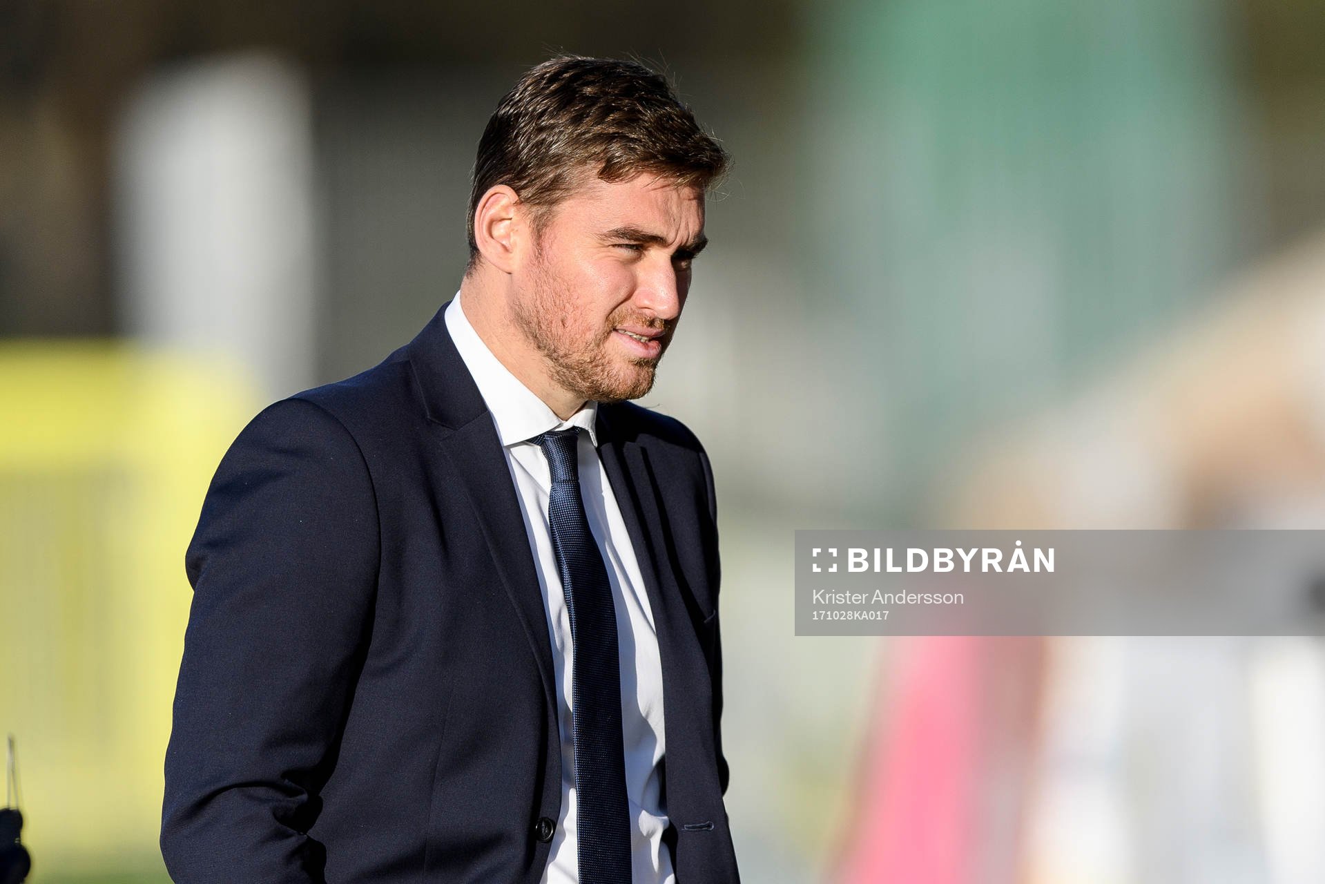 AFC Eskilstunas tränare Michael Jolley under fotbollsmatchen i Allsvenskan mellan Halmstad och AFC Eskilstuna den 28 oktober 2017 i Halmstad.