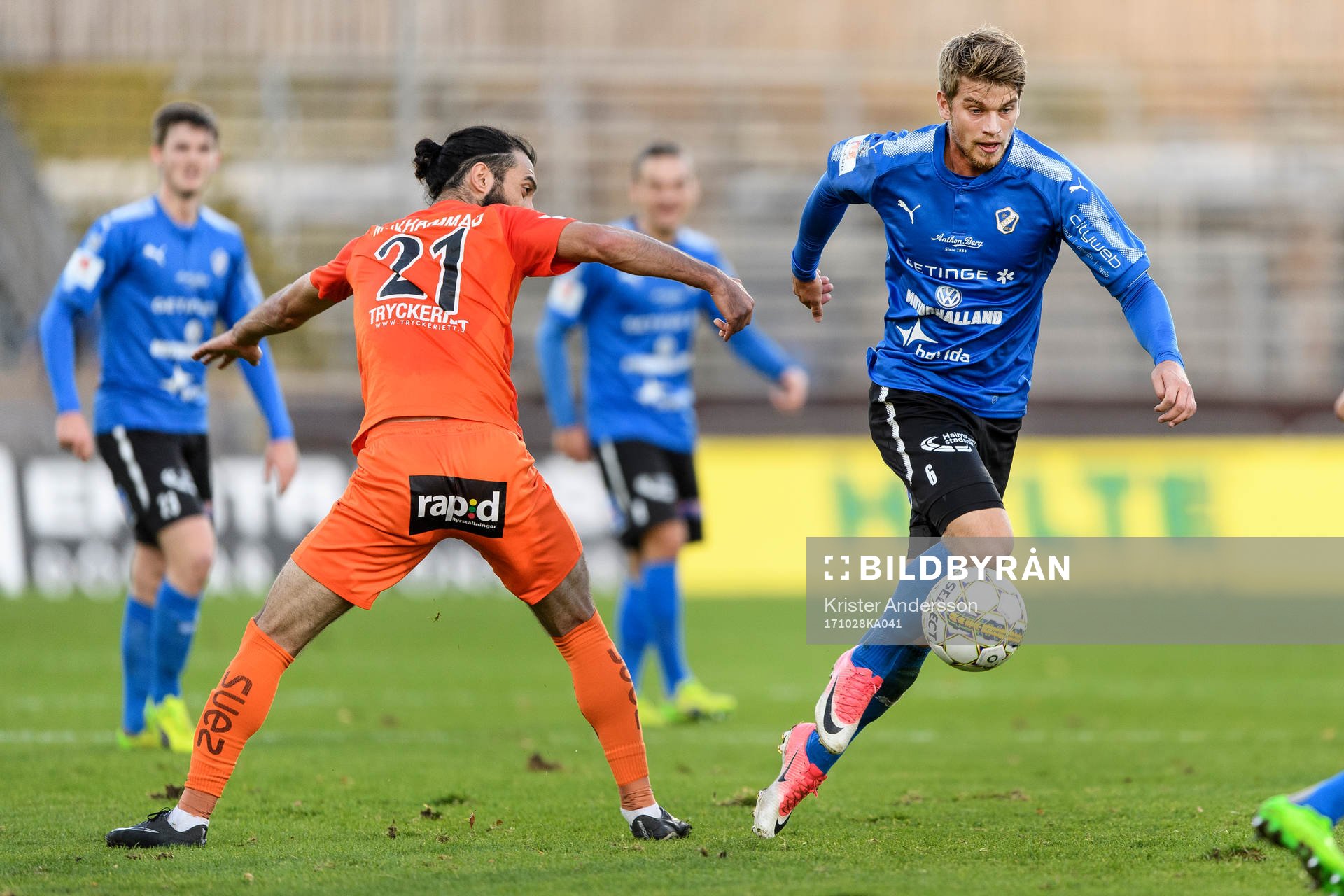 AFC Eskilstunas Sharif Mukhammad och Halmstads Marcus