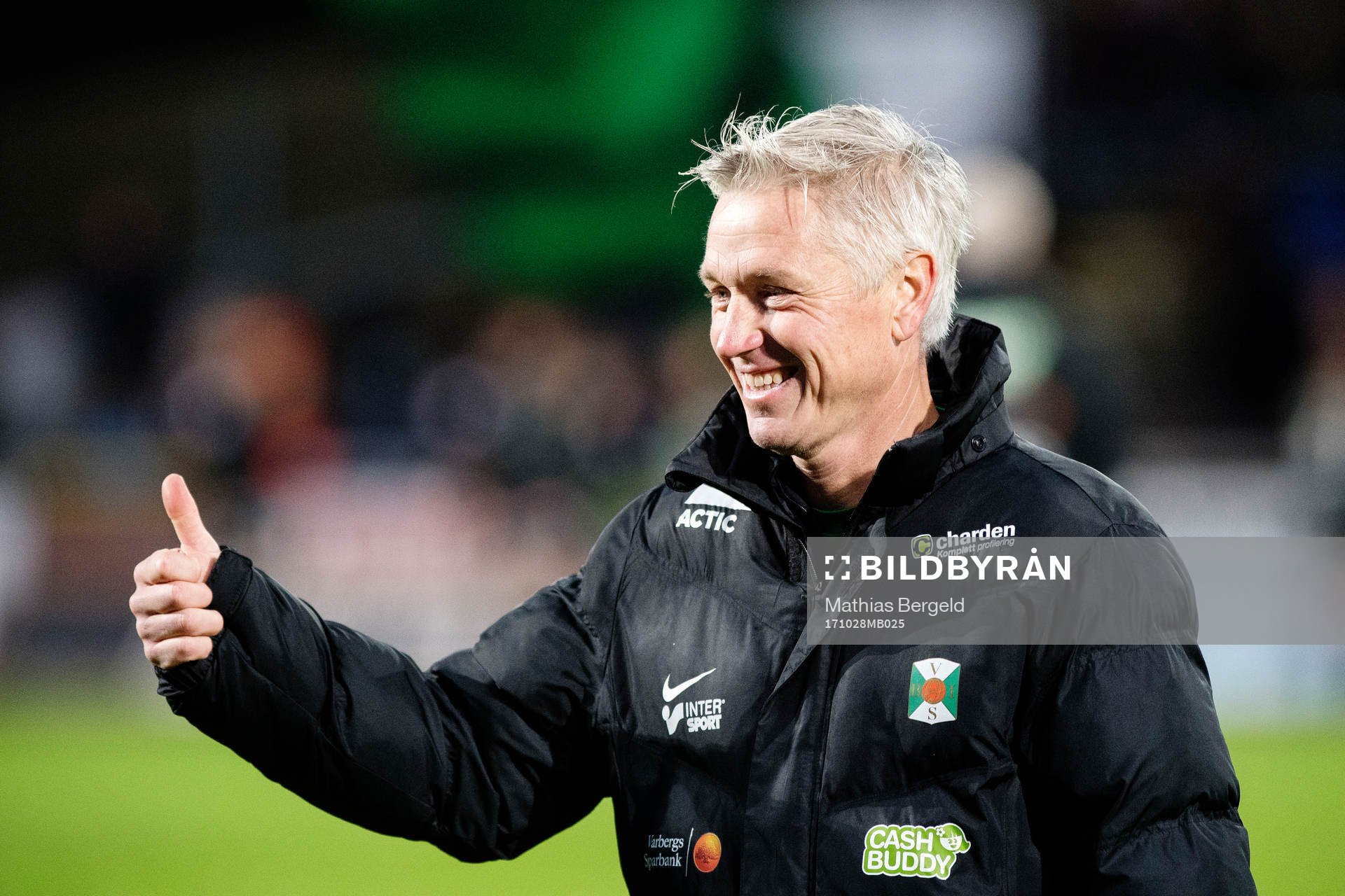 Varbergs tränare Jörgen Wålemark jublar