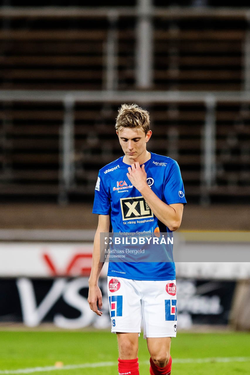 Åtvidabergs Lucas Öhrn deppar